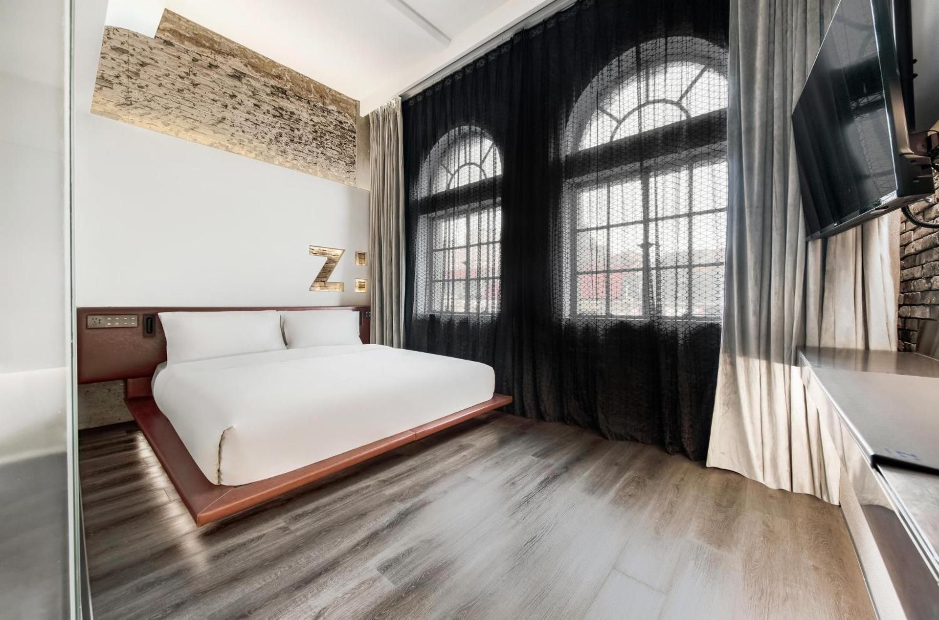 Executive Double Room with Bund View