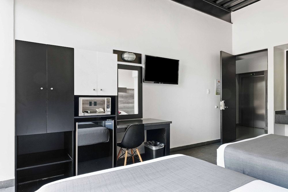 Homesuites Malecon Suite, 2 Double Beds 20