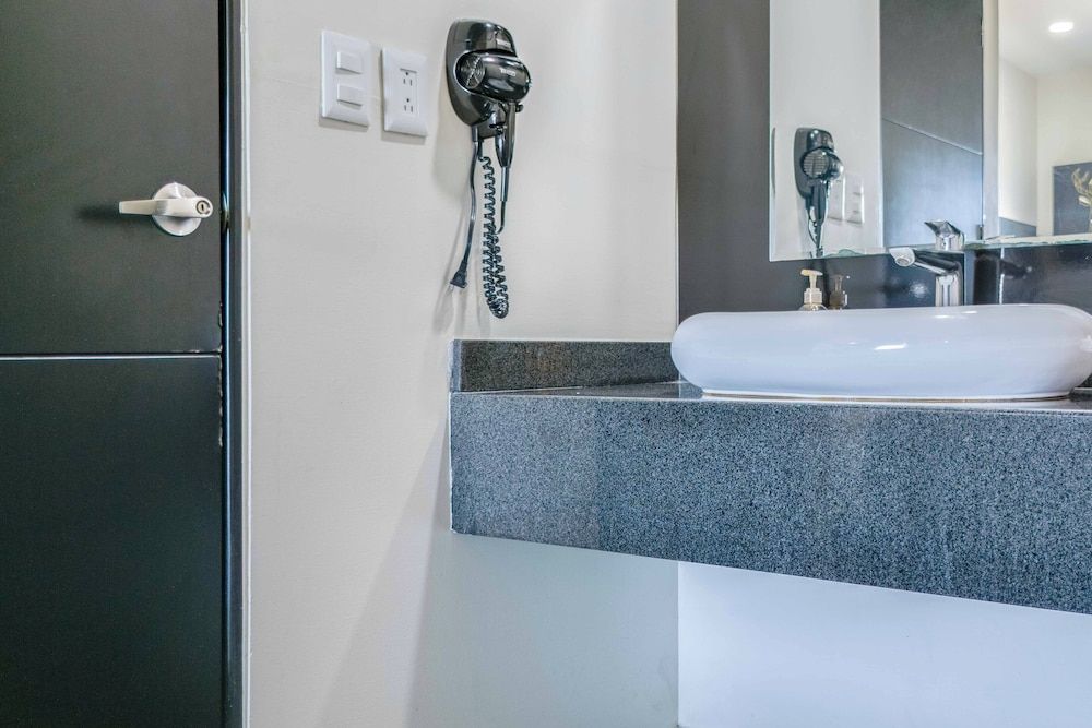 Homesuites Malecon Suite, 2 Double Beds 18