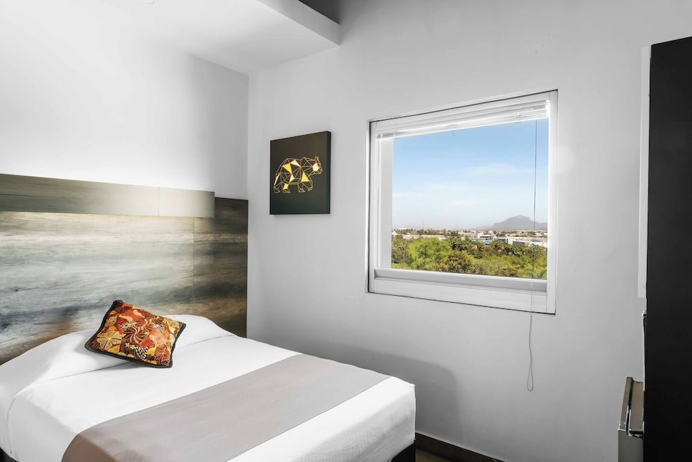 Homesuites Malecon Suite, 2 Double Beds 4
