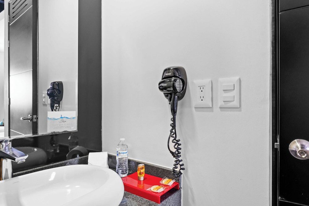 Homesuites Malecon Suite, 2 Double Beds 16