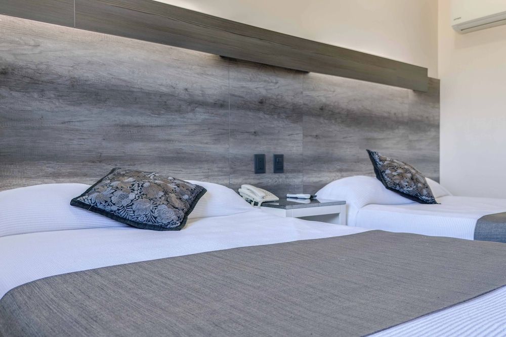 Homesuites Malecon Suite, 2 Double Beds 6