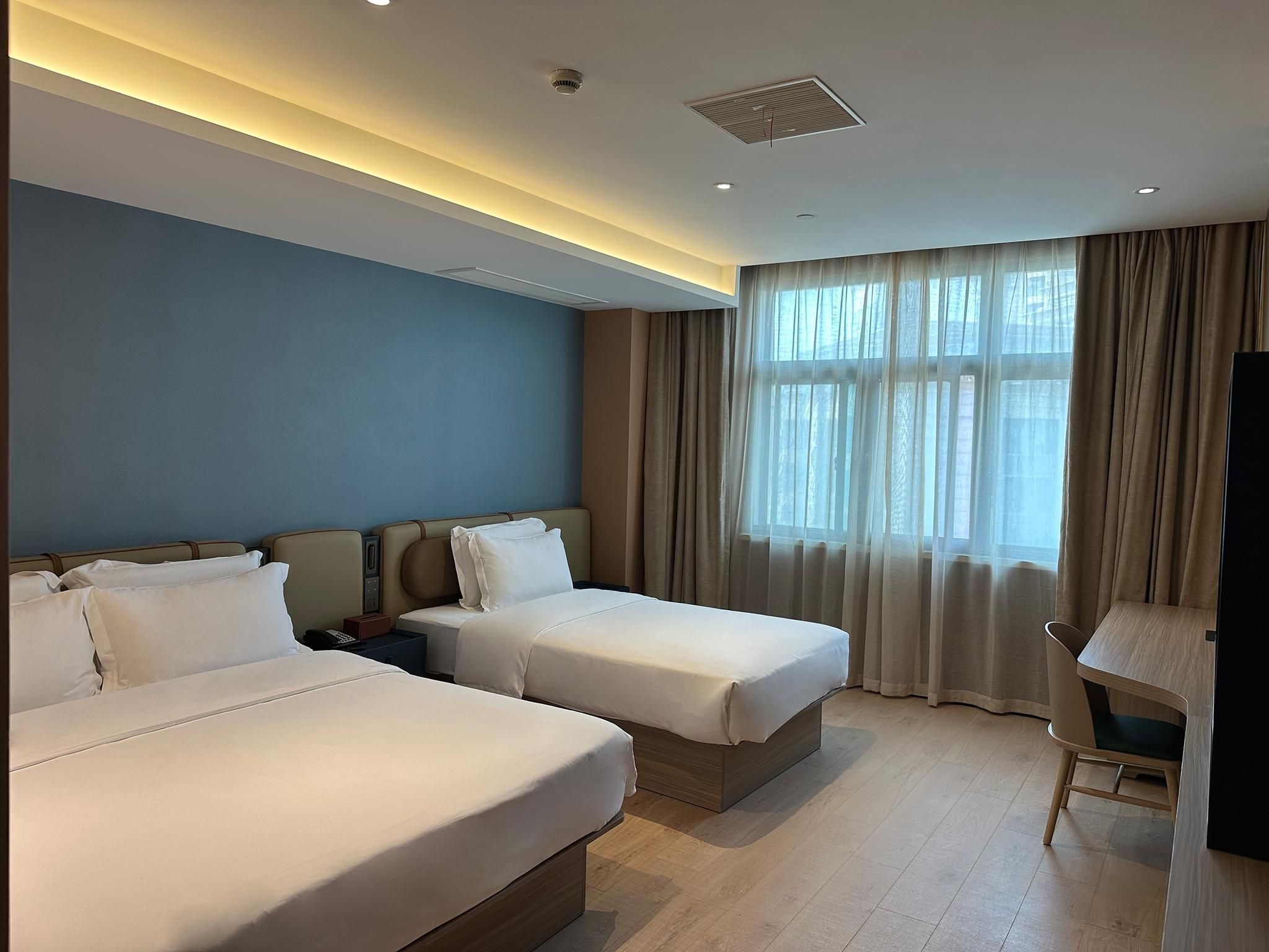 Huazhu - Family Room