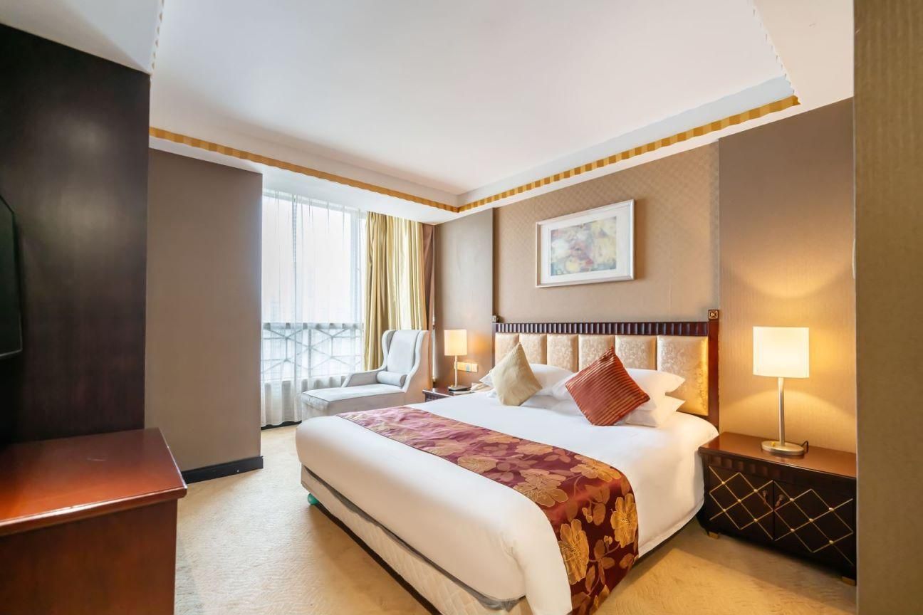Suite with Double Bed - Non-Smoking