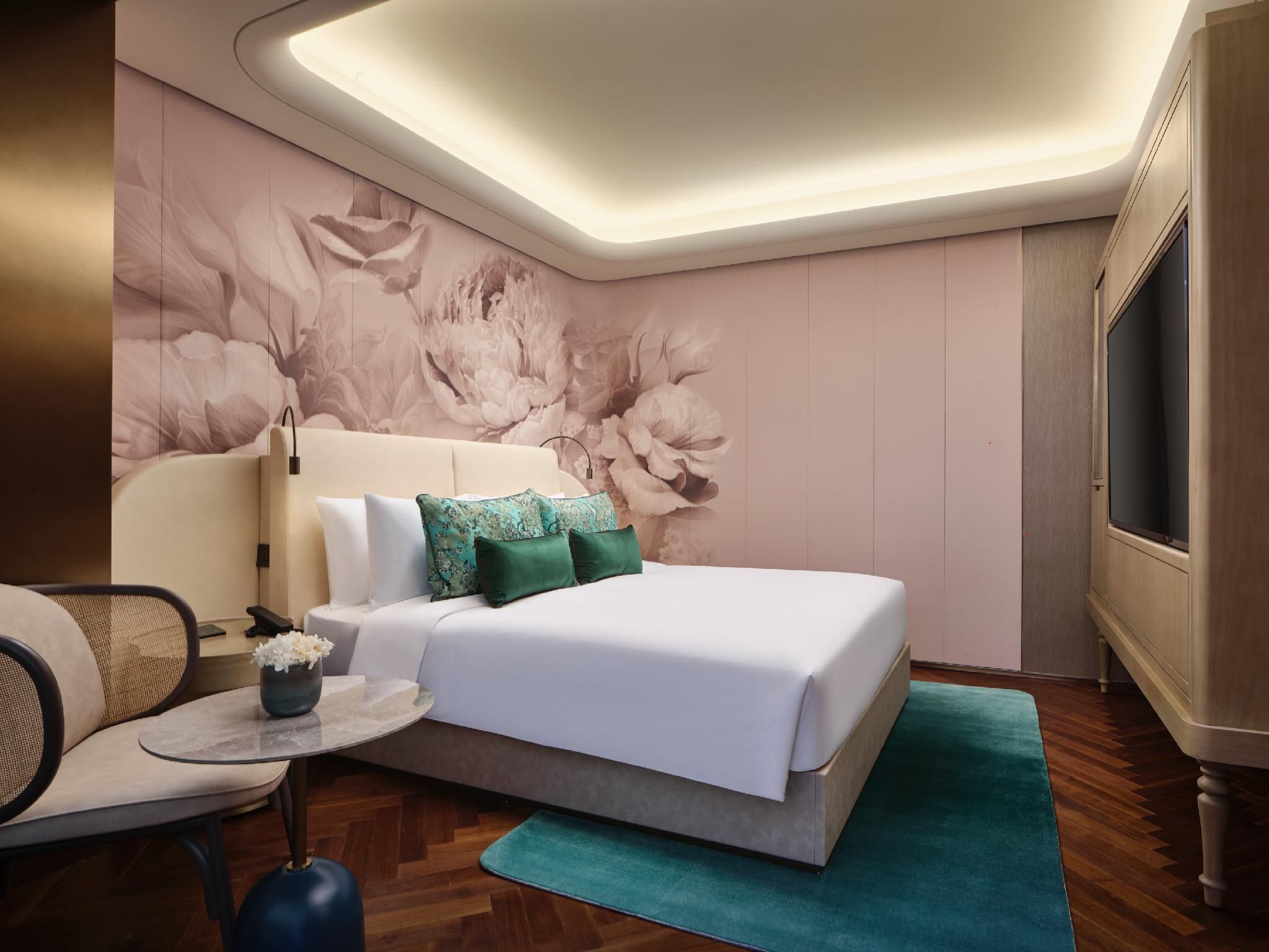 Classic Queen Room