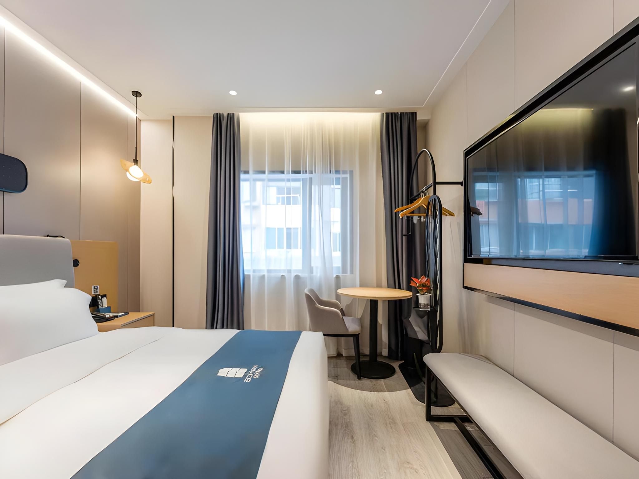 Dossen - Executive Suite