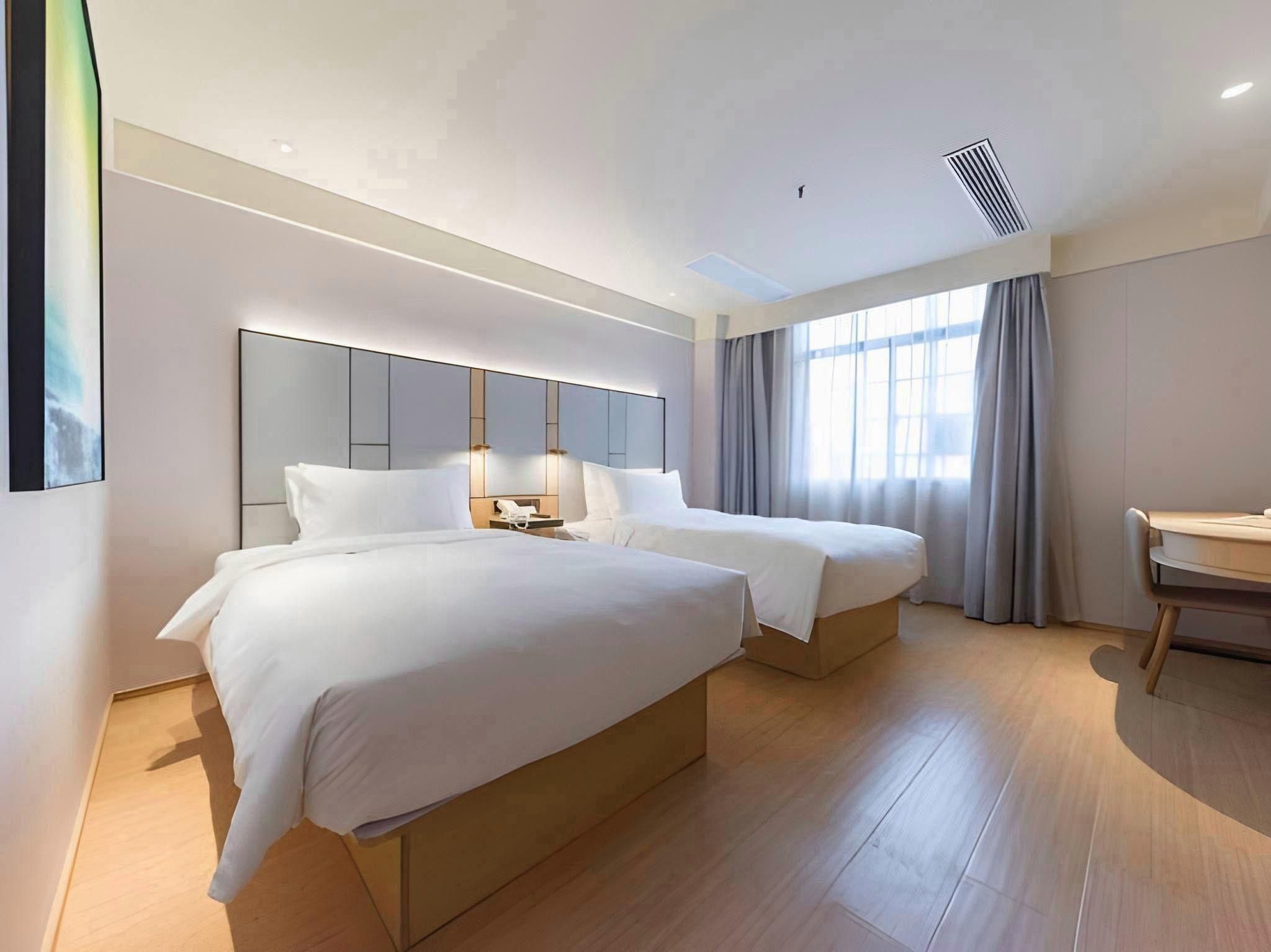 2 Bed Twin Superior Room