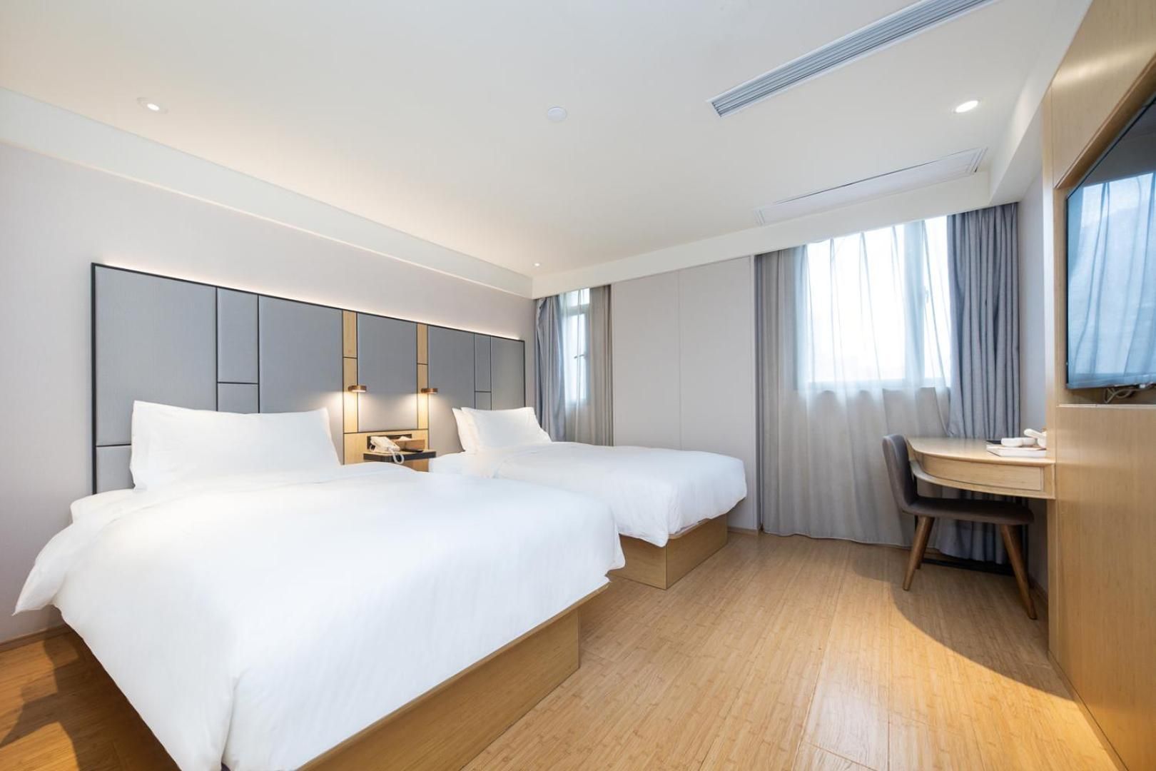 2 Bed Twin Superior Room