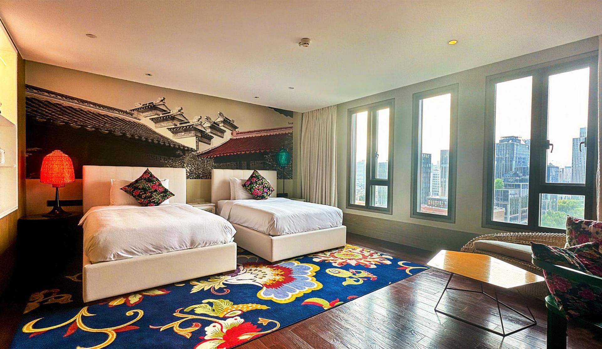 2 Twin Beds Premium River View