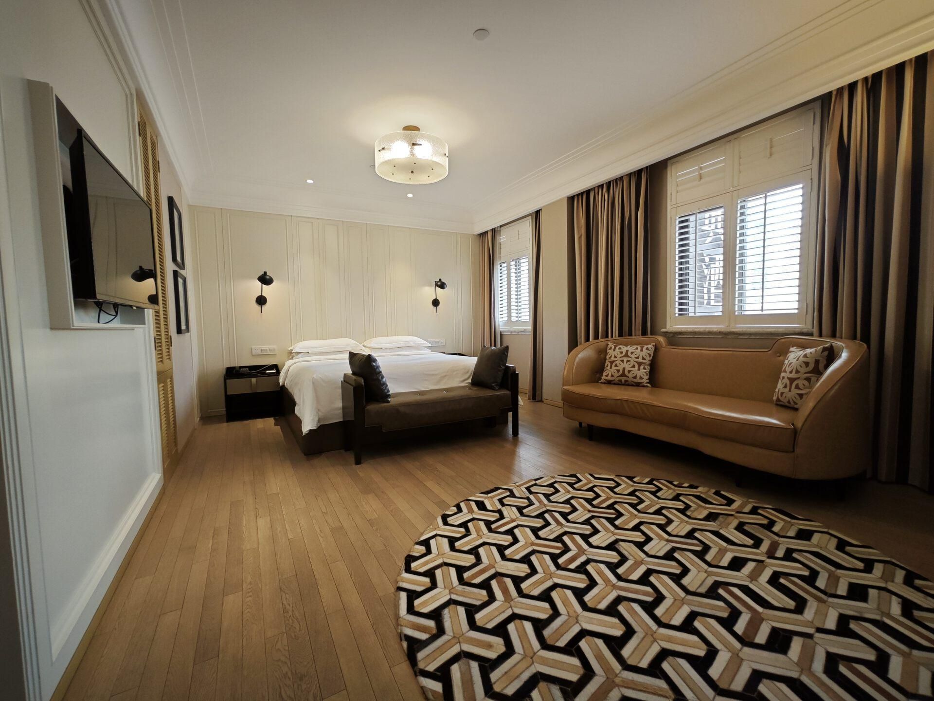 WH - Classic Business Room