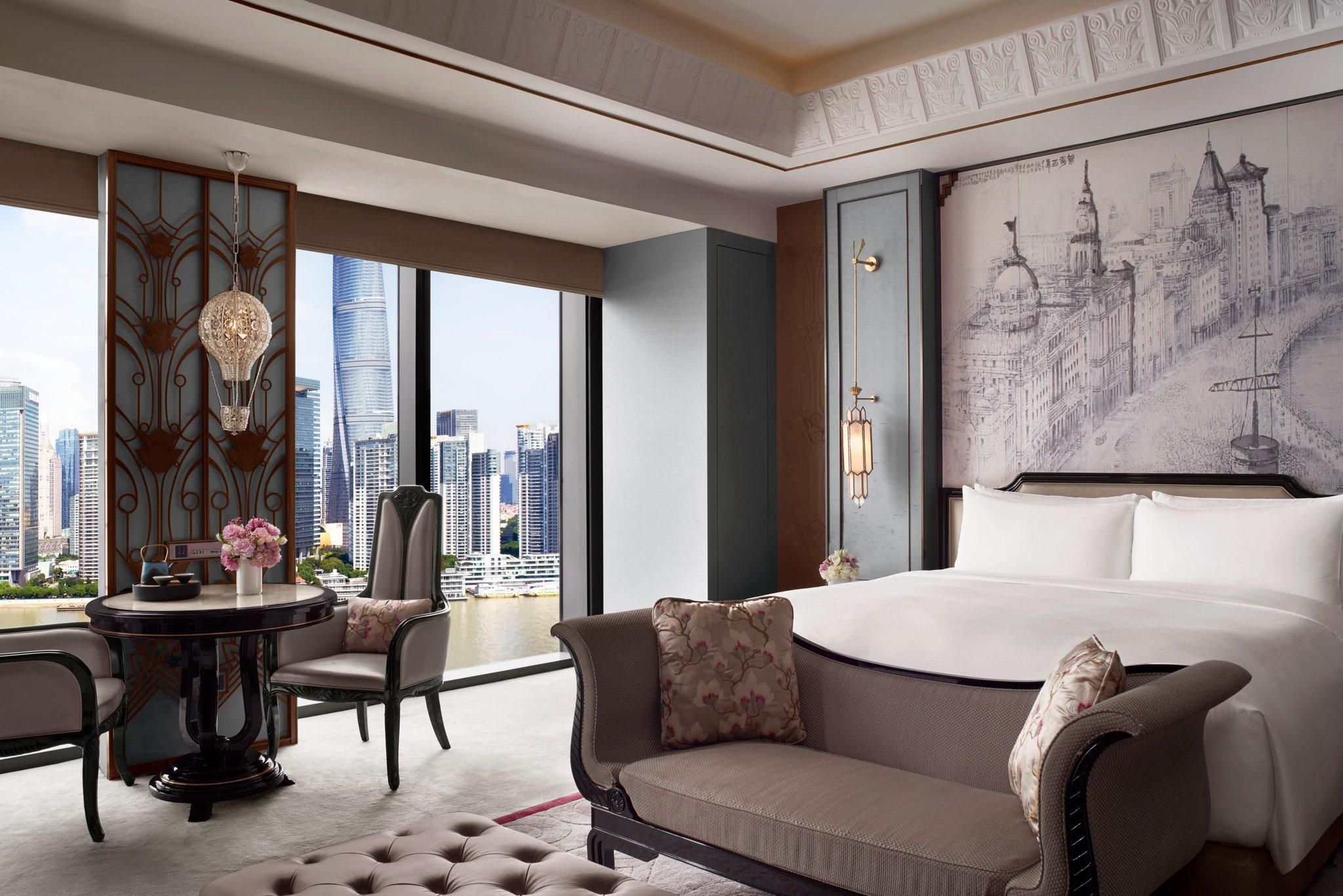 Shanghai River View Room, Guest room, 1 King, Pearl Tower view