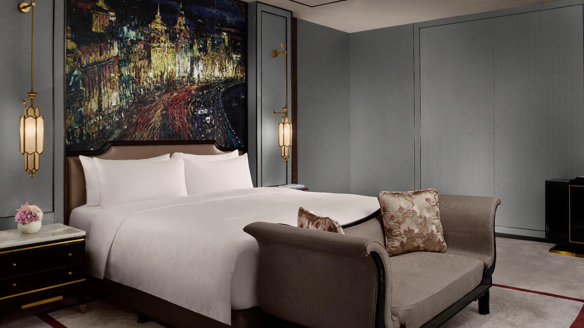 Shanghai Caroline Astor, Suite, 1 King, Bund view