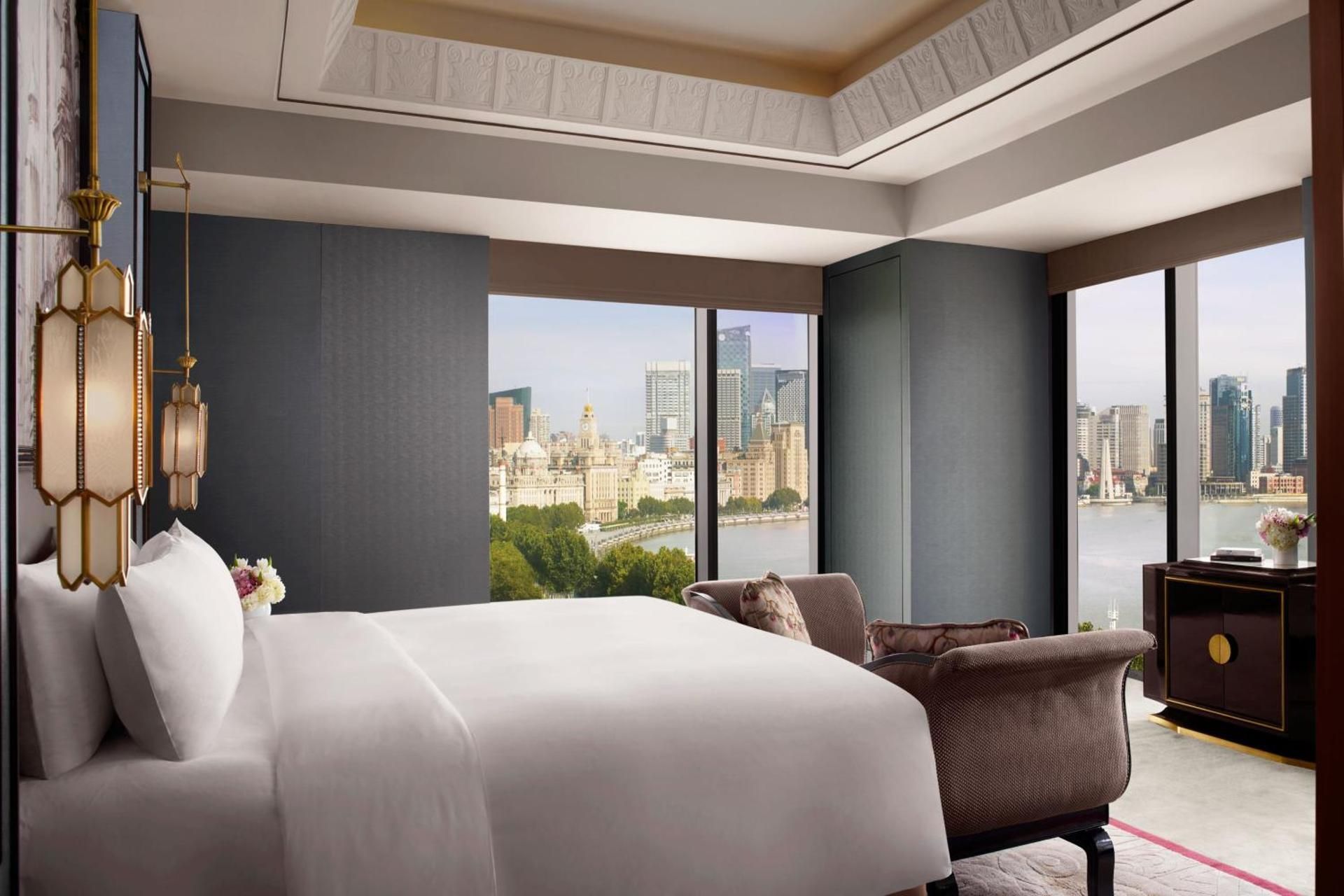 Shanghai Panoramic Bund Room