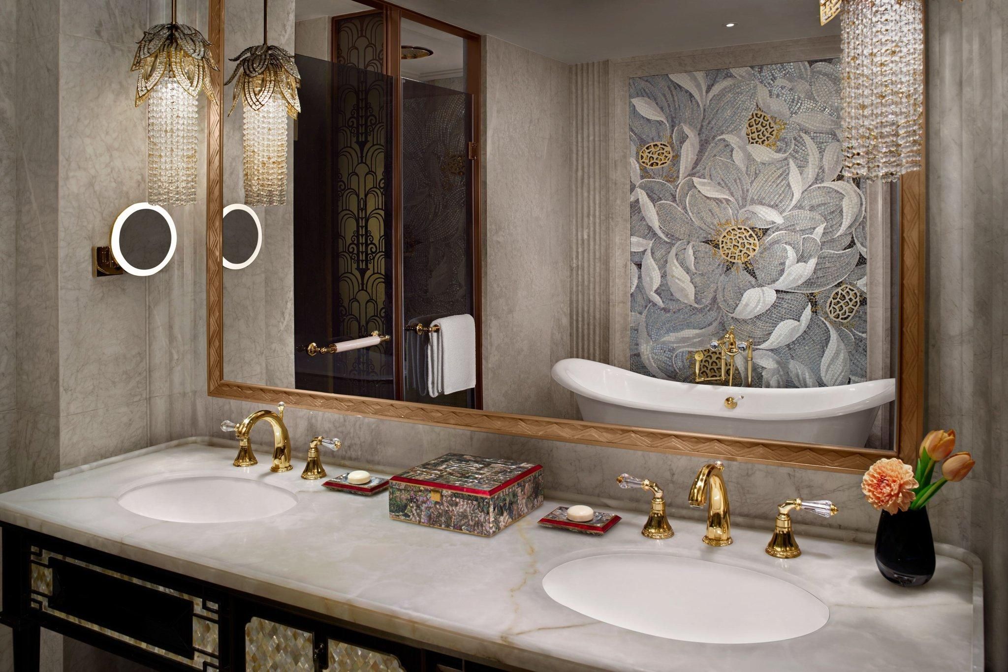 Shanghai John Jacob Astor, Suite, 1 King, Panoramic Bund view