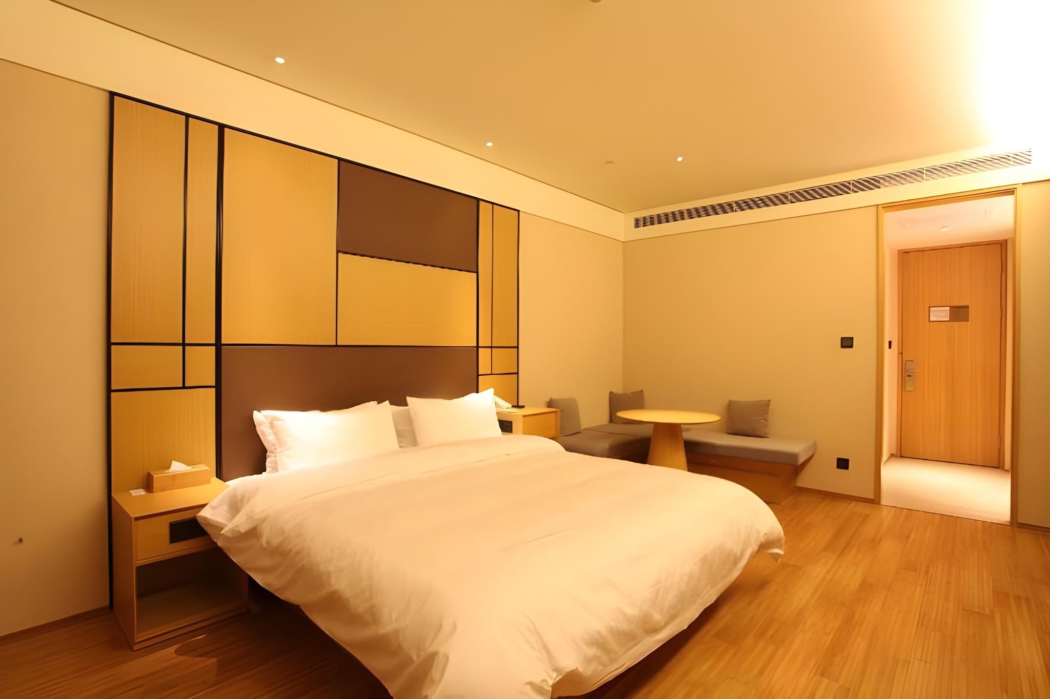DOUBLE Superior Double Room A (no window)