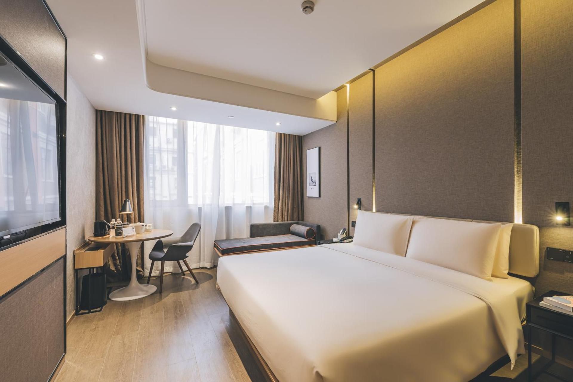 Executive King Room
