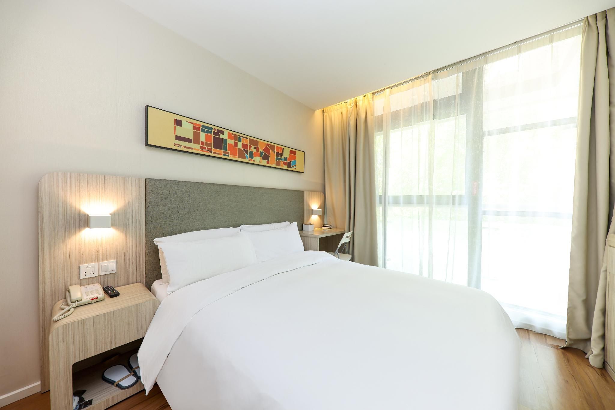 Queen Room A