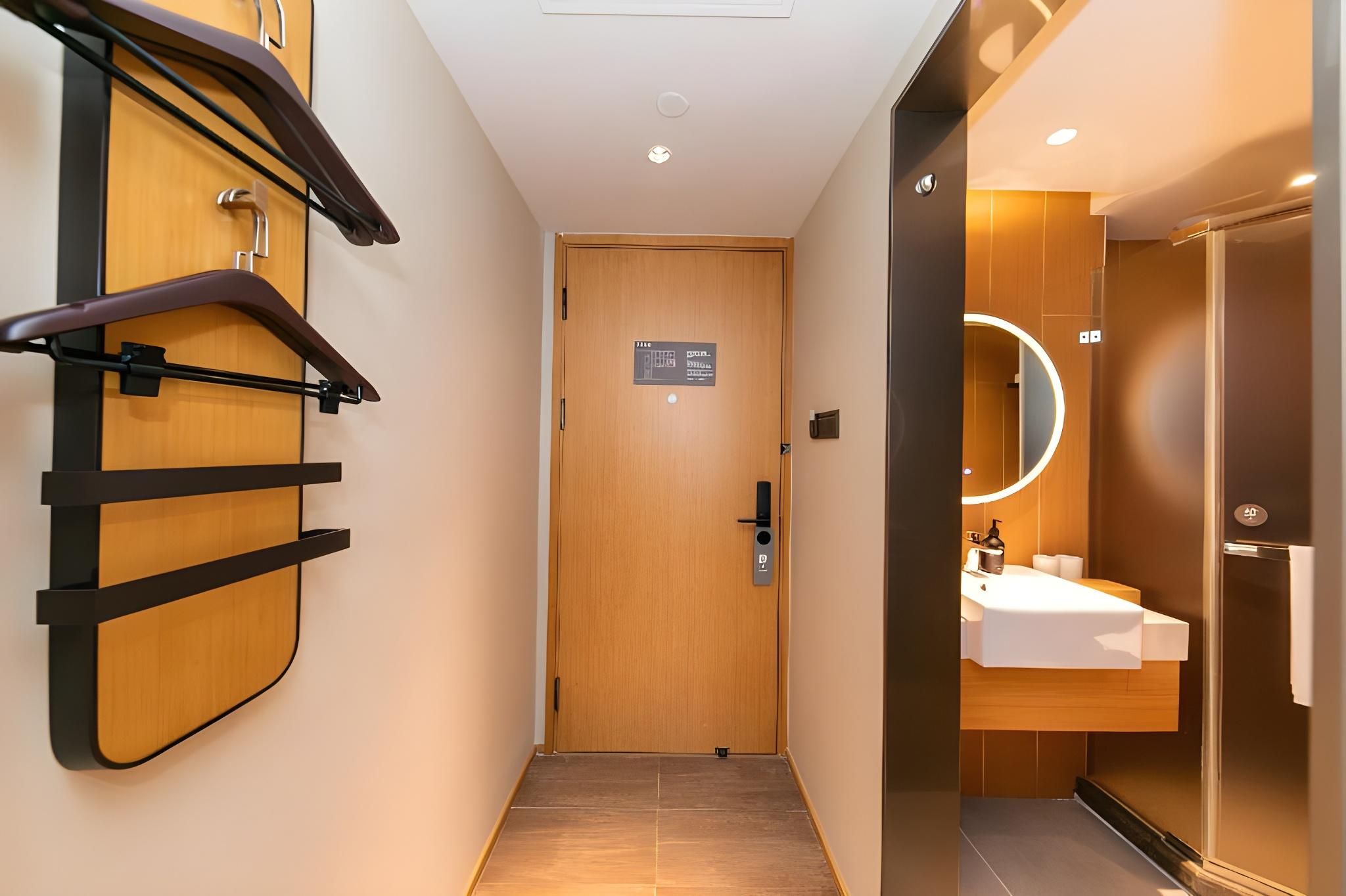 aafdcab9ae462e2769188d9f27921205