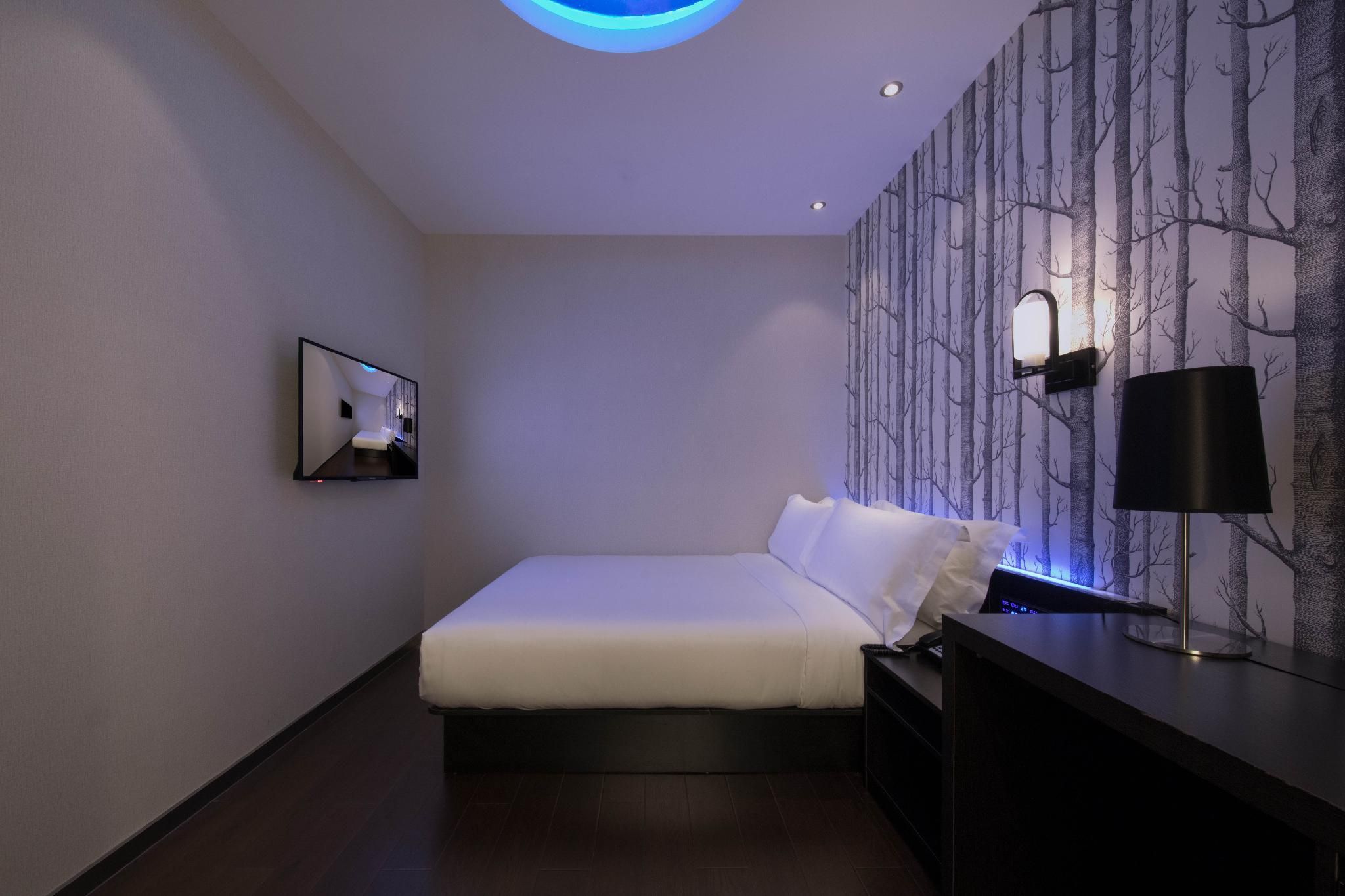 Orange Hotel Shanghai Hongqiao National Convention and Exhibition Center Xujing Hotel Queen Room