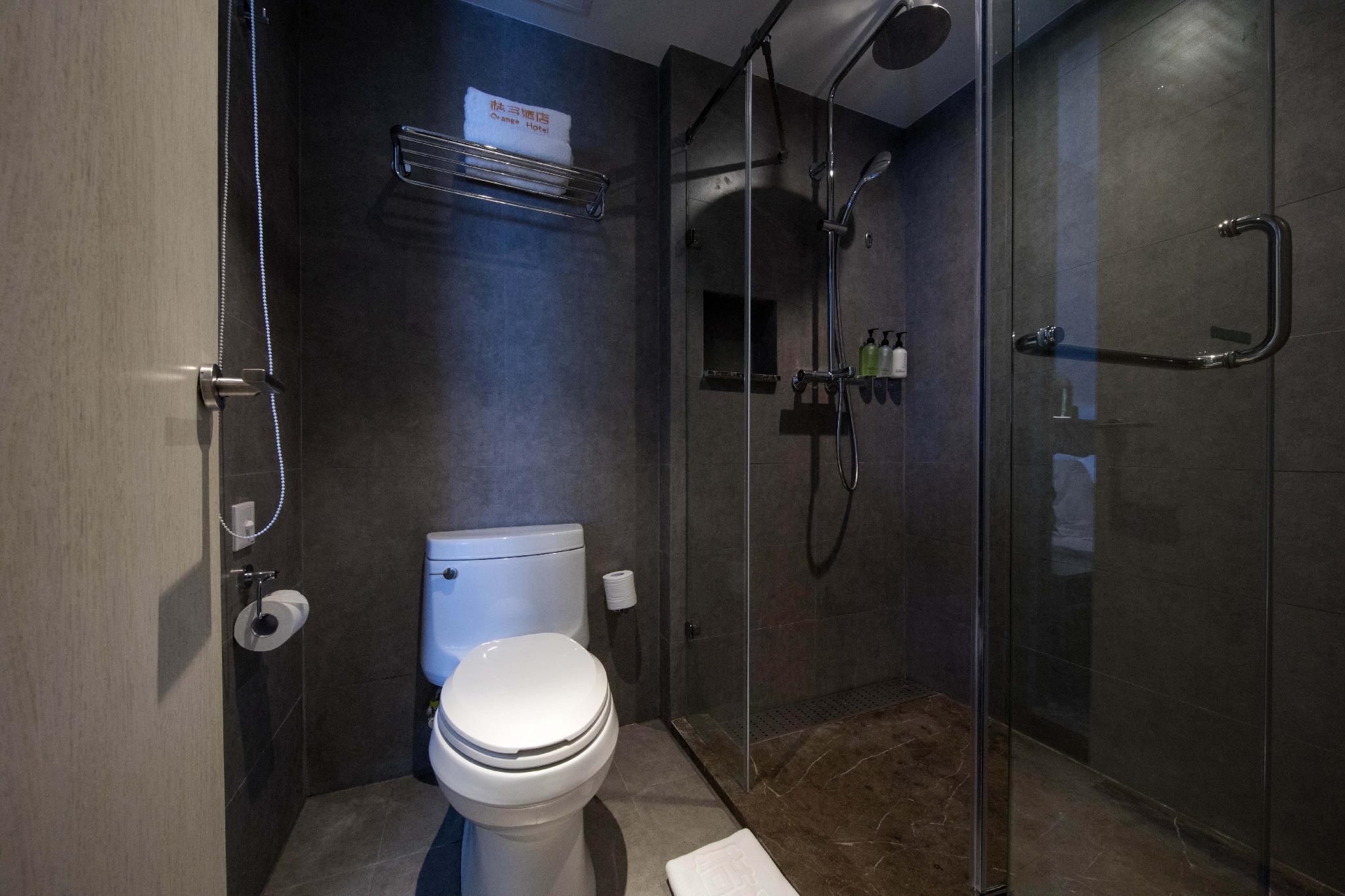 Orange Hotel Shanghai Hongqiao National Convention and Exhibition Center Xujing Hotel Queen Room 3