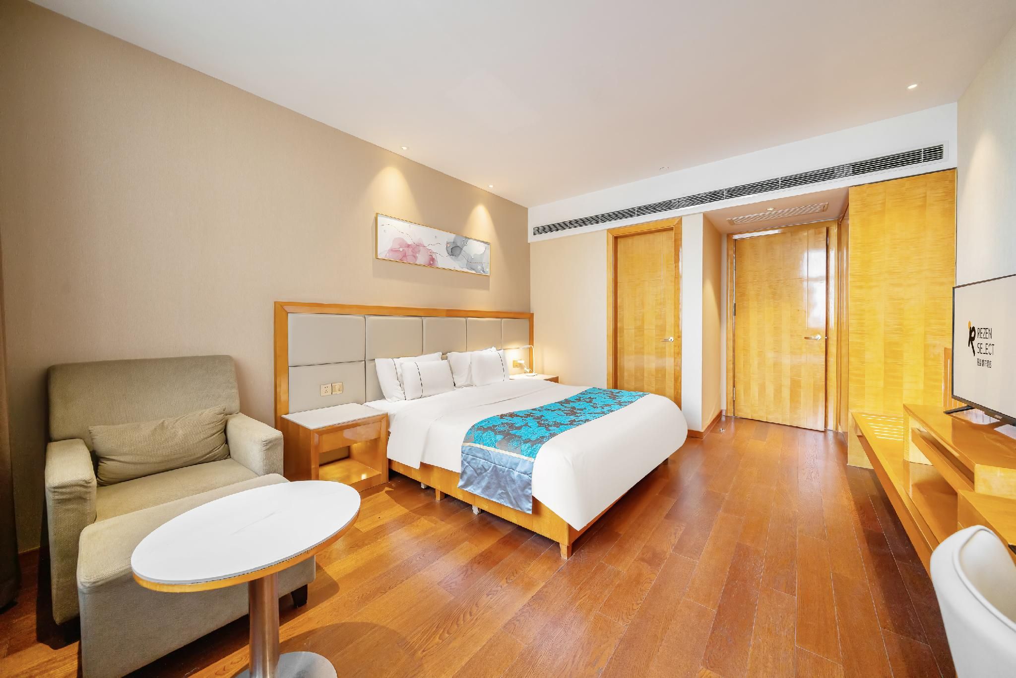 Rezen - 2 Bedrooms Premier Chess Suite
