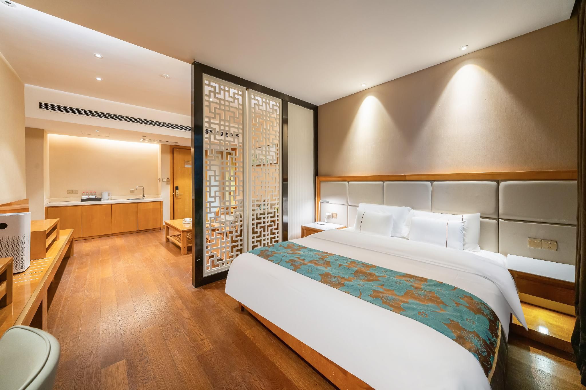 Rezen - 2 Bedrooms Premier Chess Suite