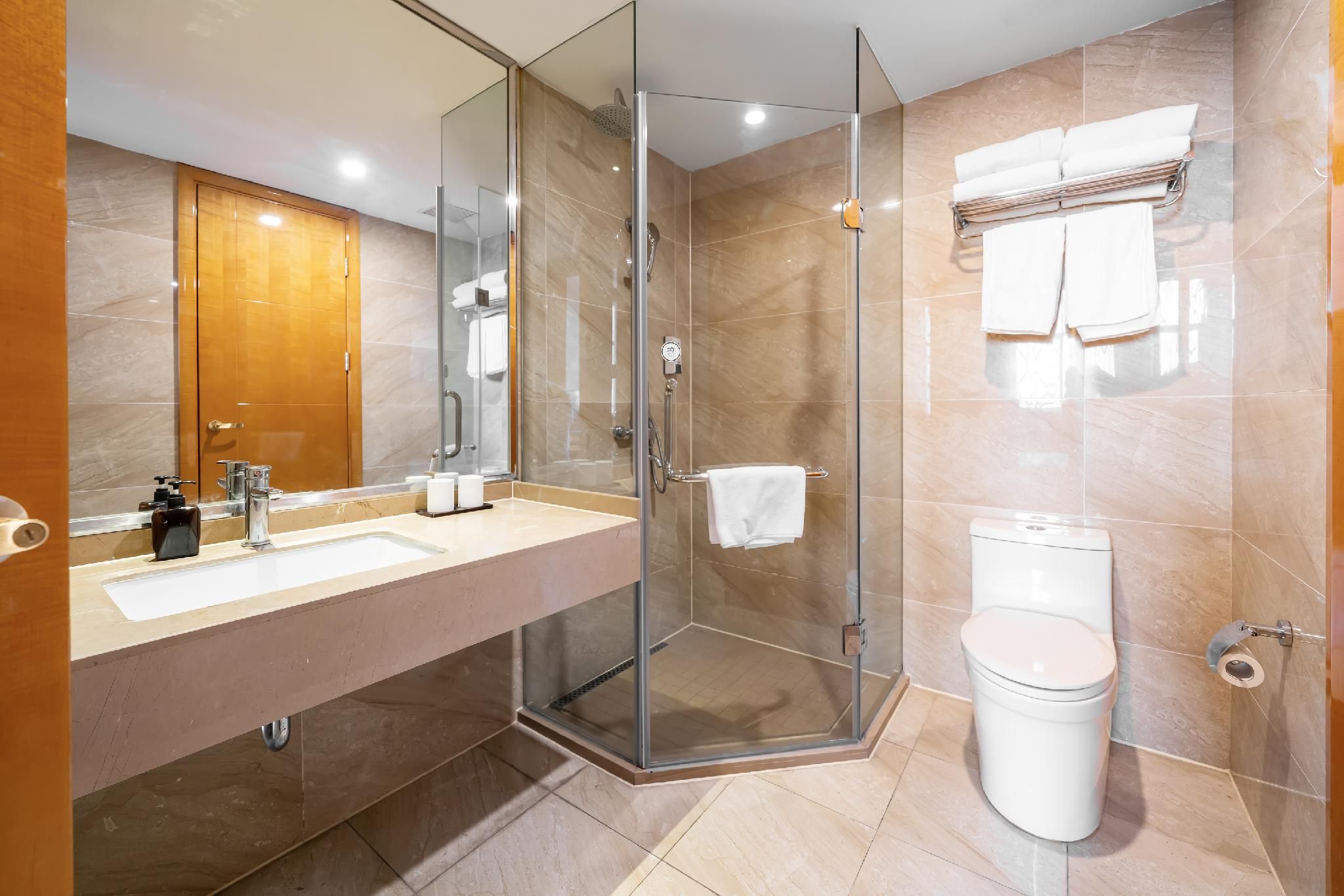 Rezen - 2 Bedrooms Premier Chess Suite