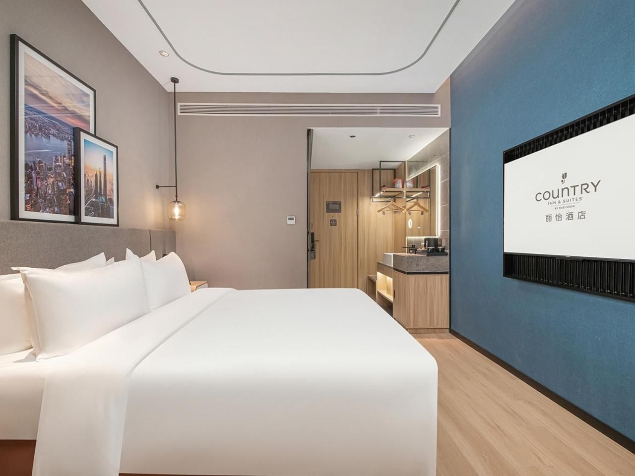 WH - Deluxe Bed Room