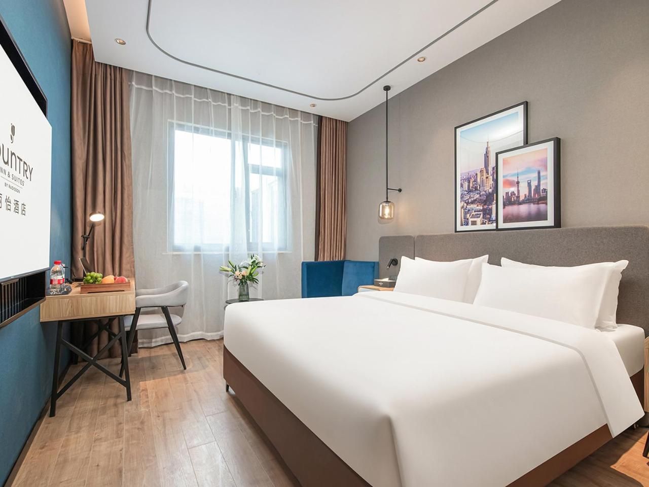 WH - Deluxe Bed Room