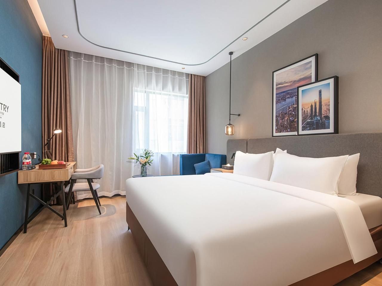 WH - Superior Bed Room
