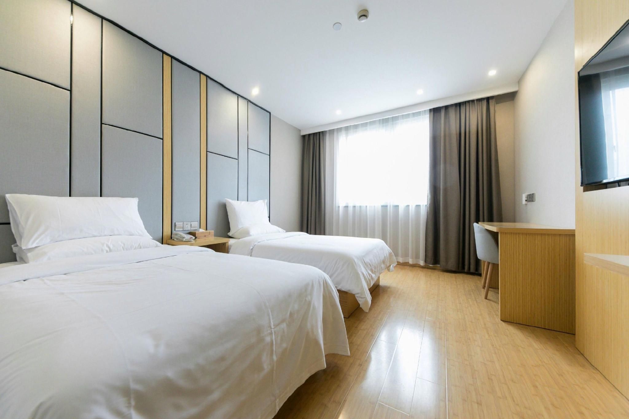 Twin Superior Room