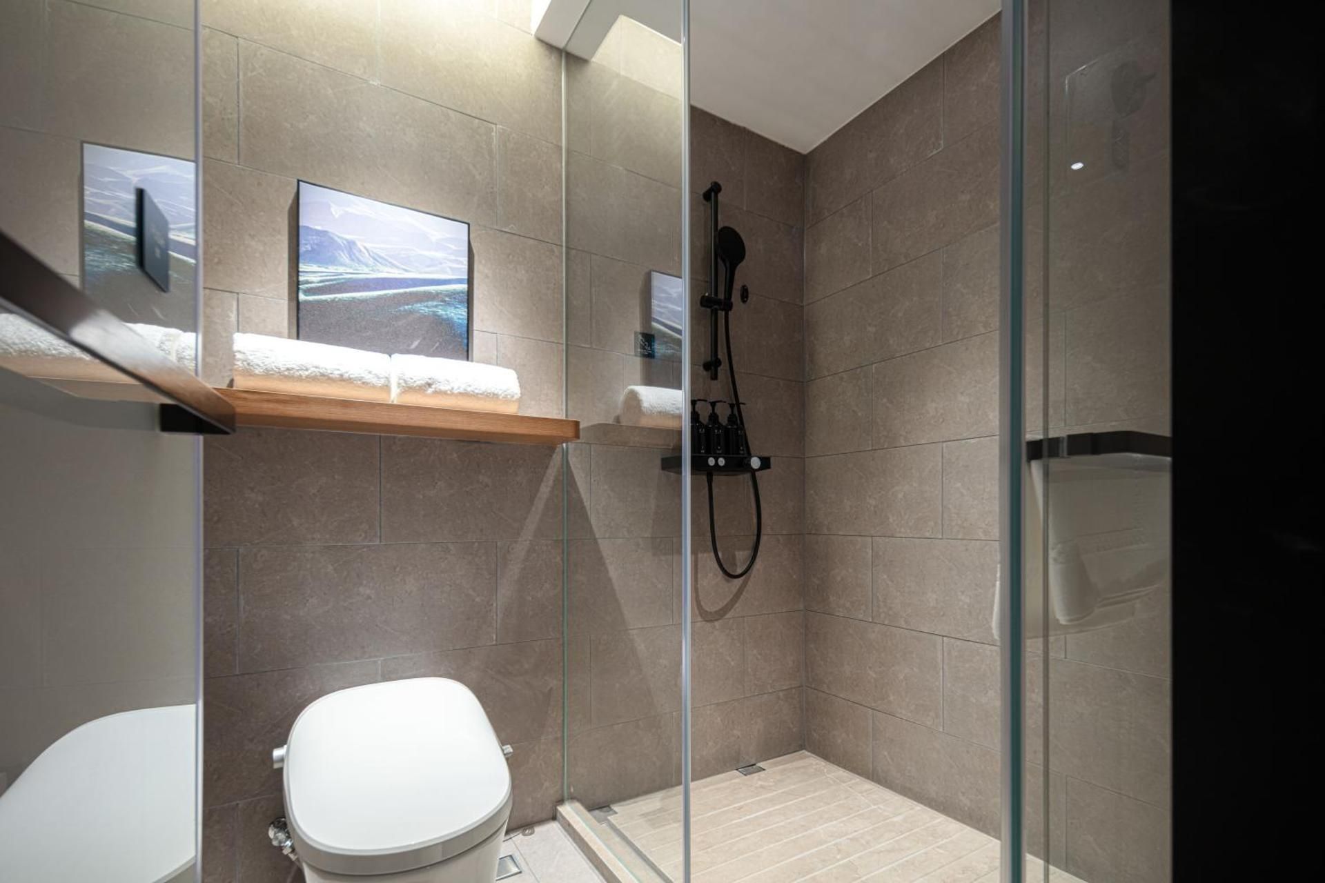Jimu Double Room