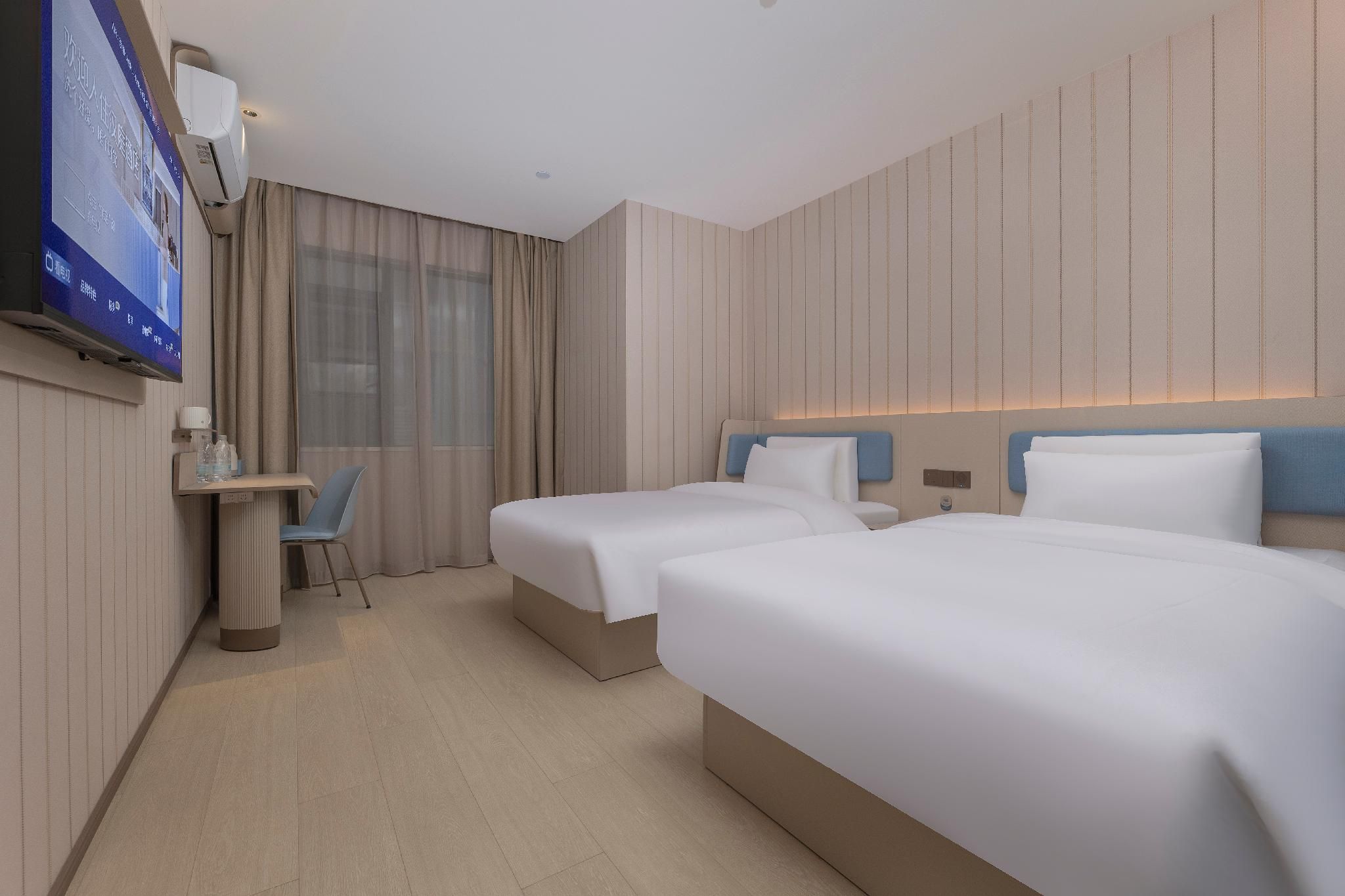 Twin Superior Room