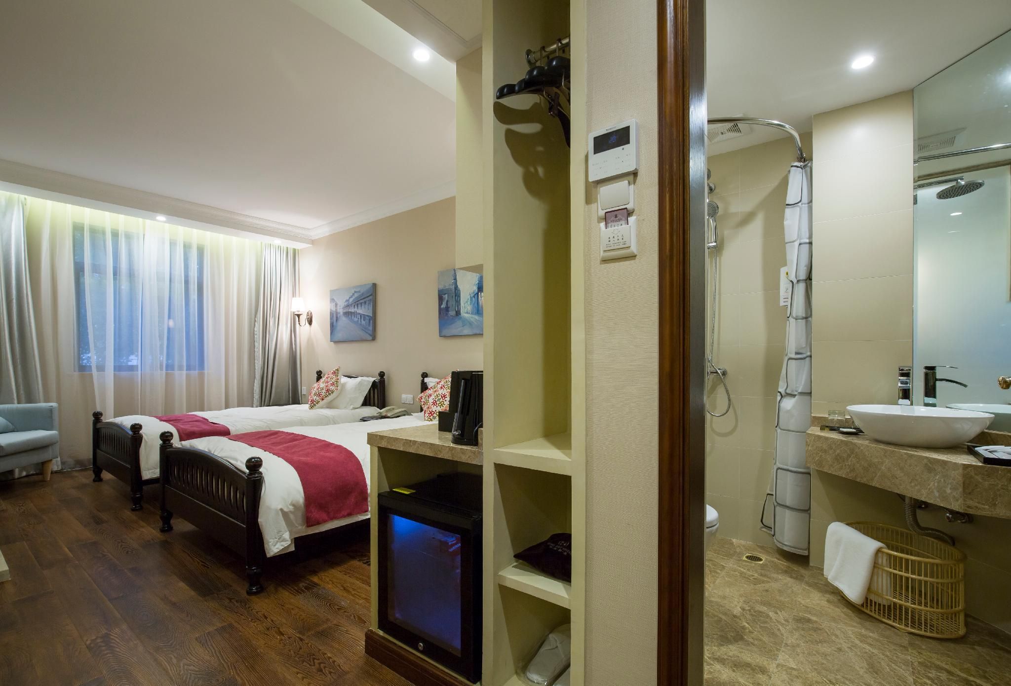 Refresh Twin Room - Non-Smoking