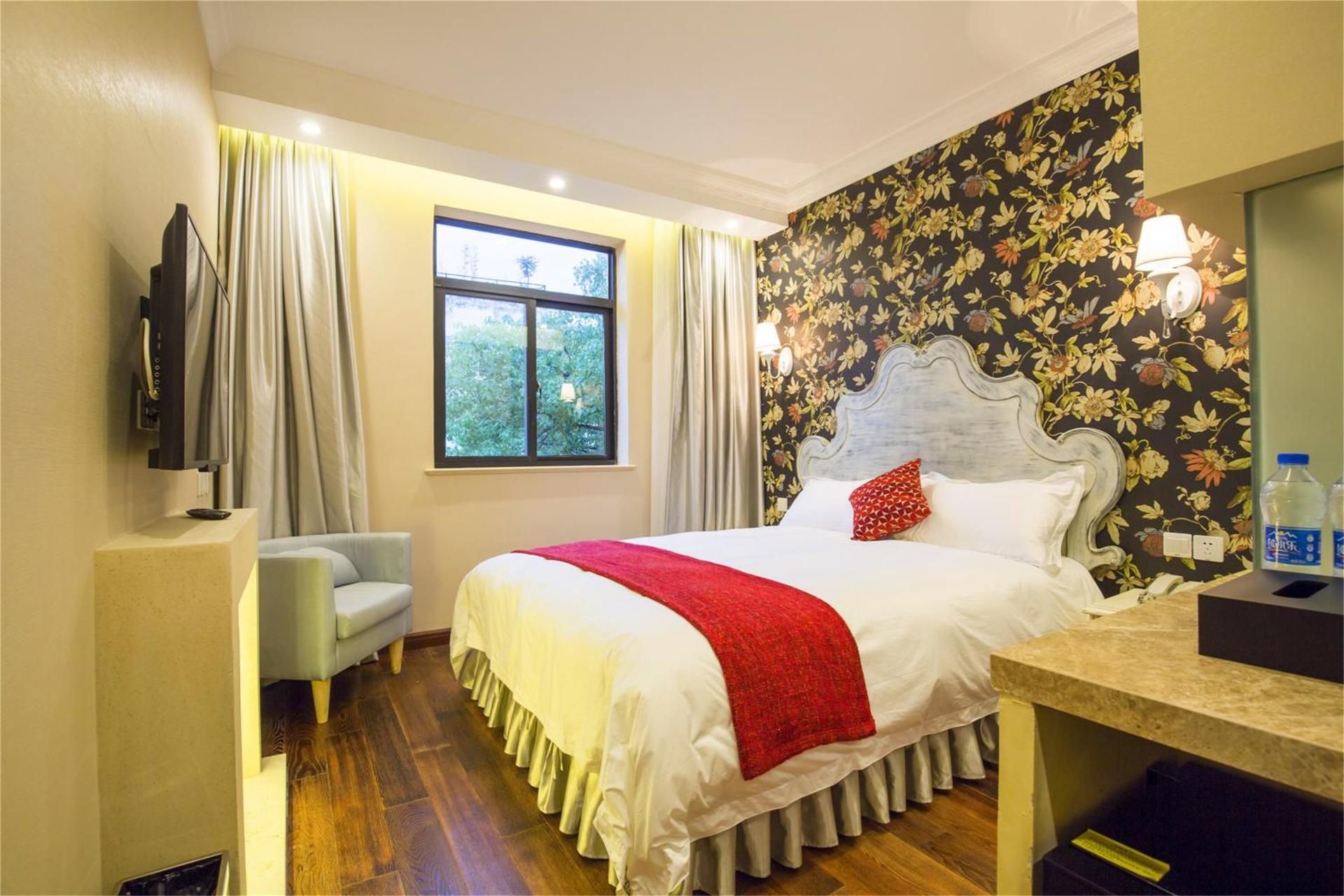 Superior Queen Room
