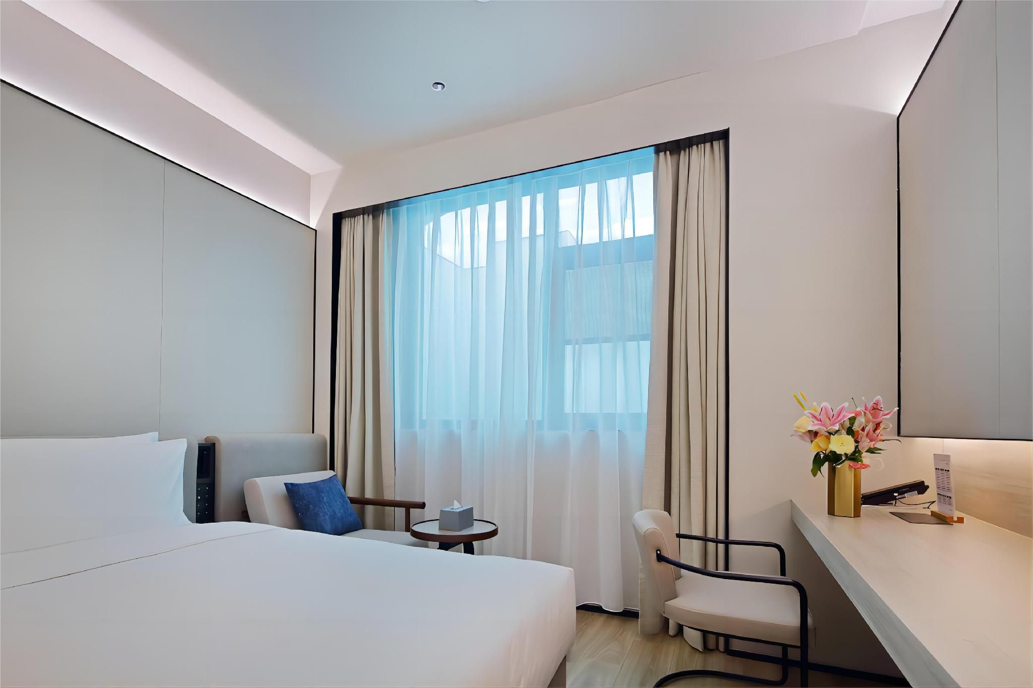 Huazhu - Business Bed Room