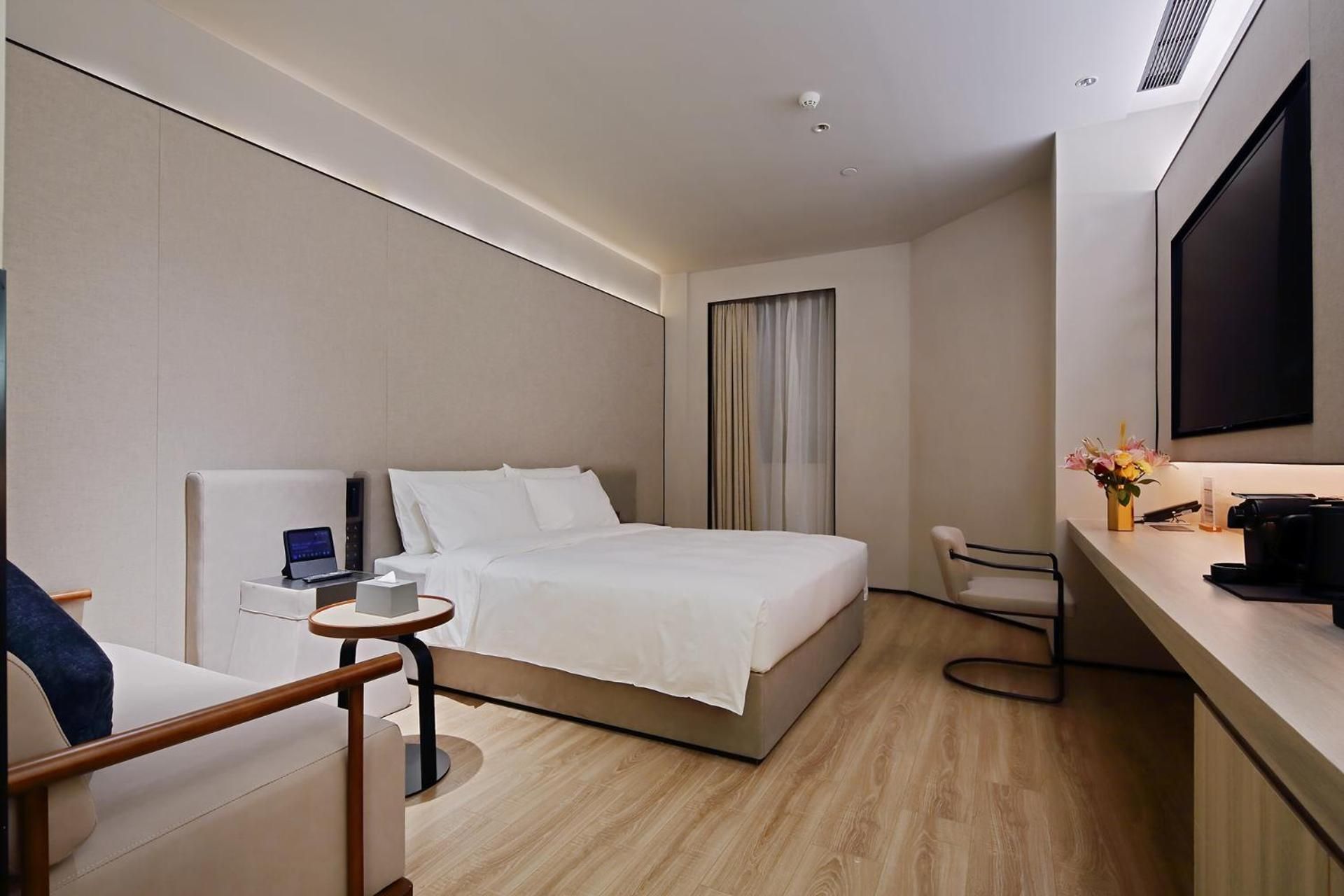 Superior Single Room