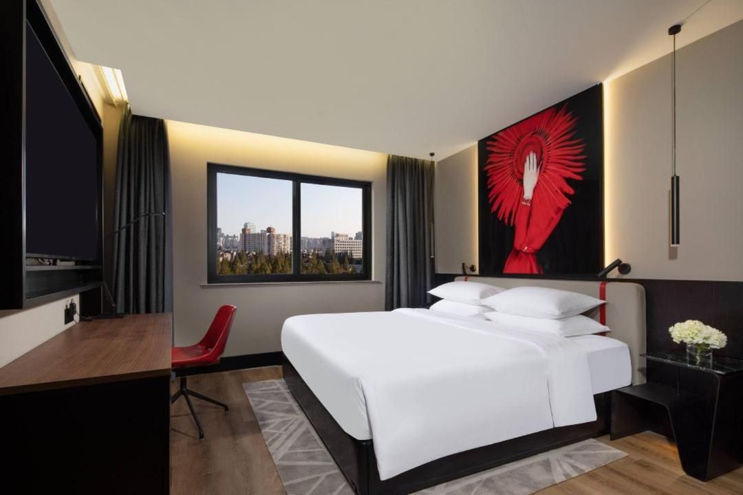 Red Life Suite