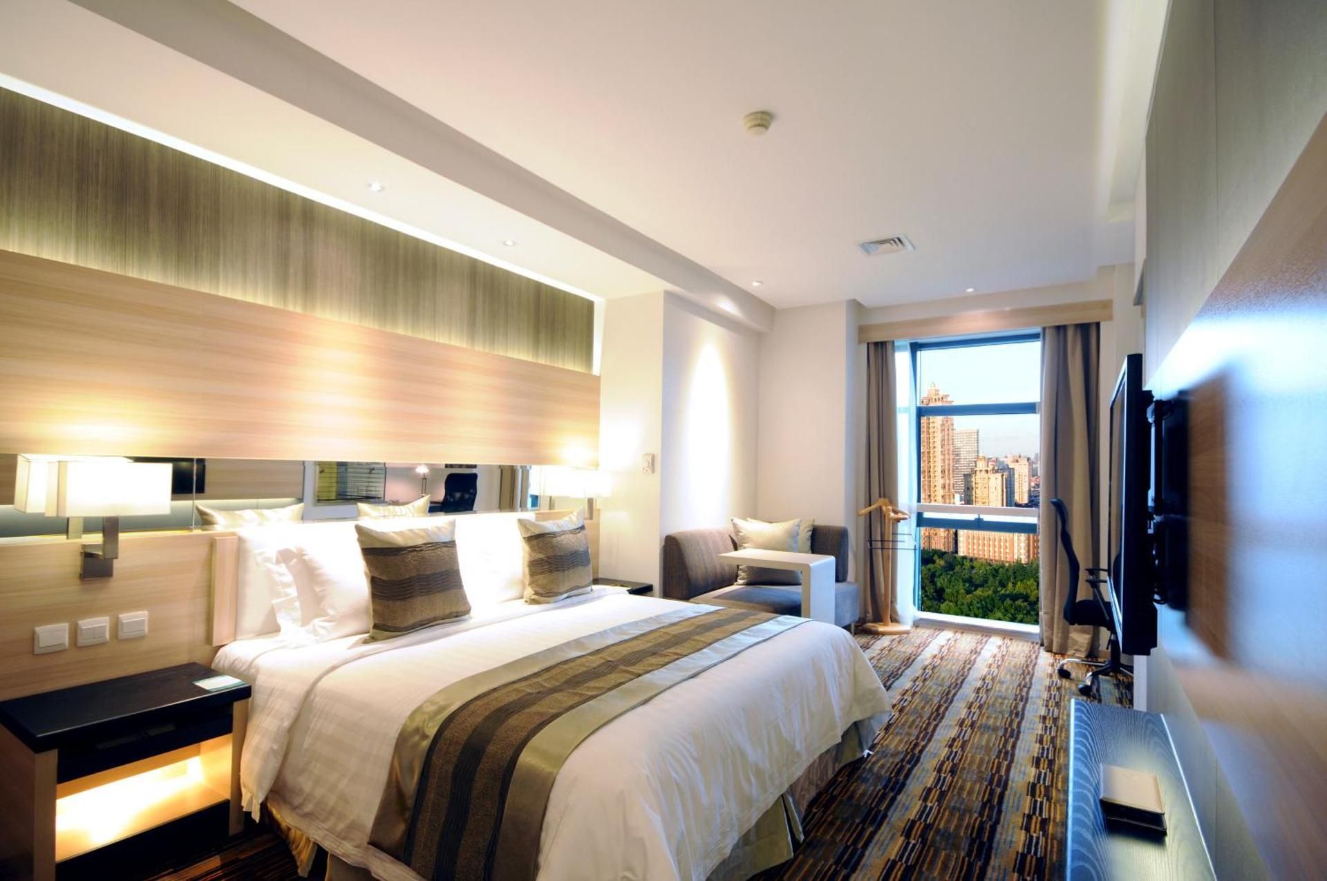 Garden View Room