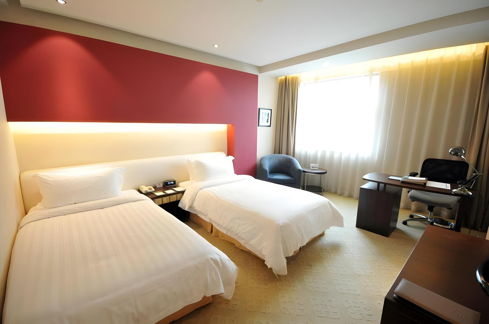 Standard Twin Bed