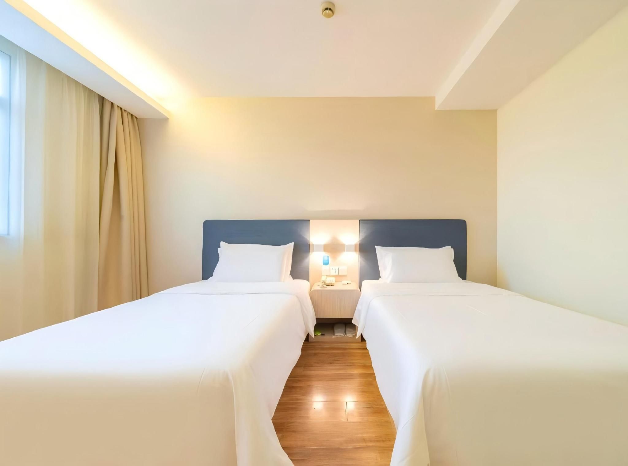 Marsden Twin Room