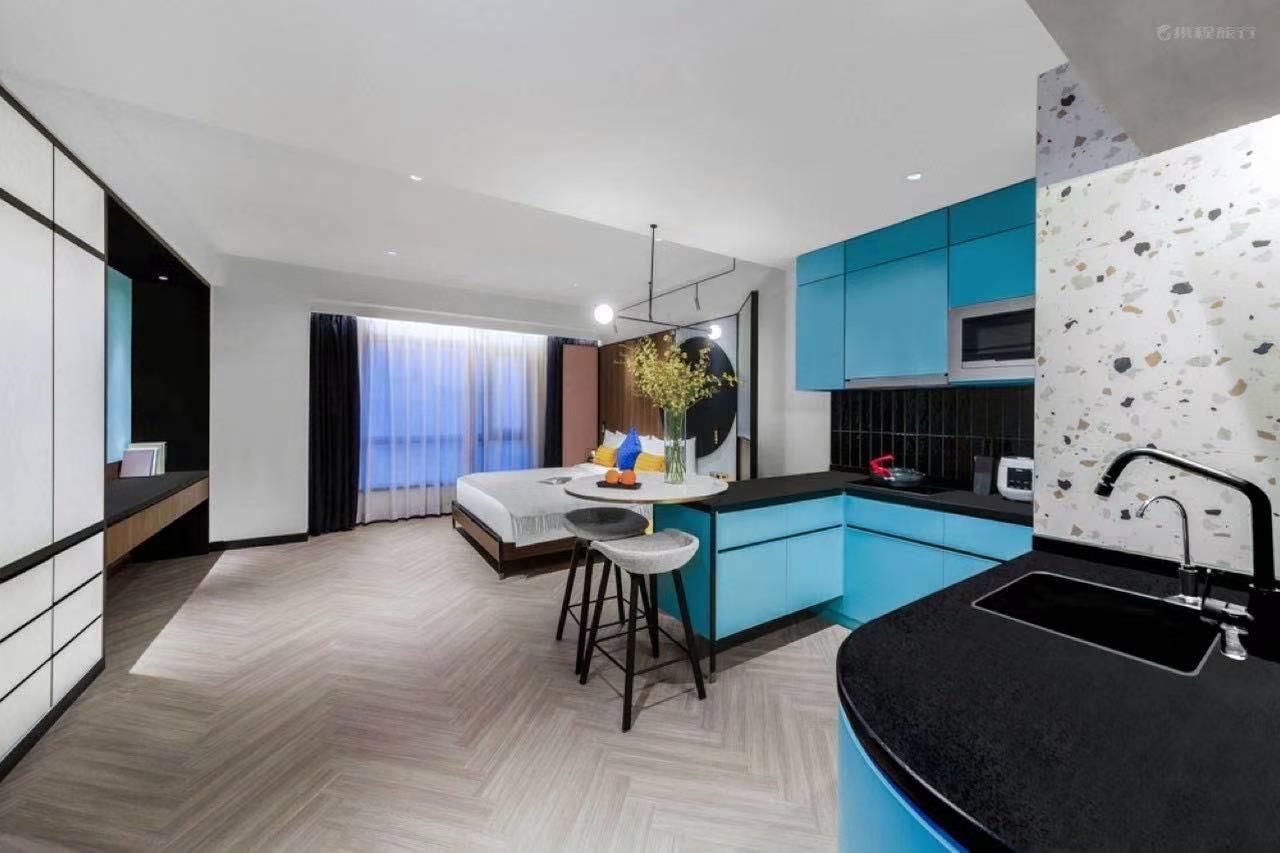 1-Bedroom Deluxe Executive Apartment