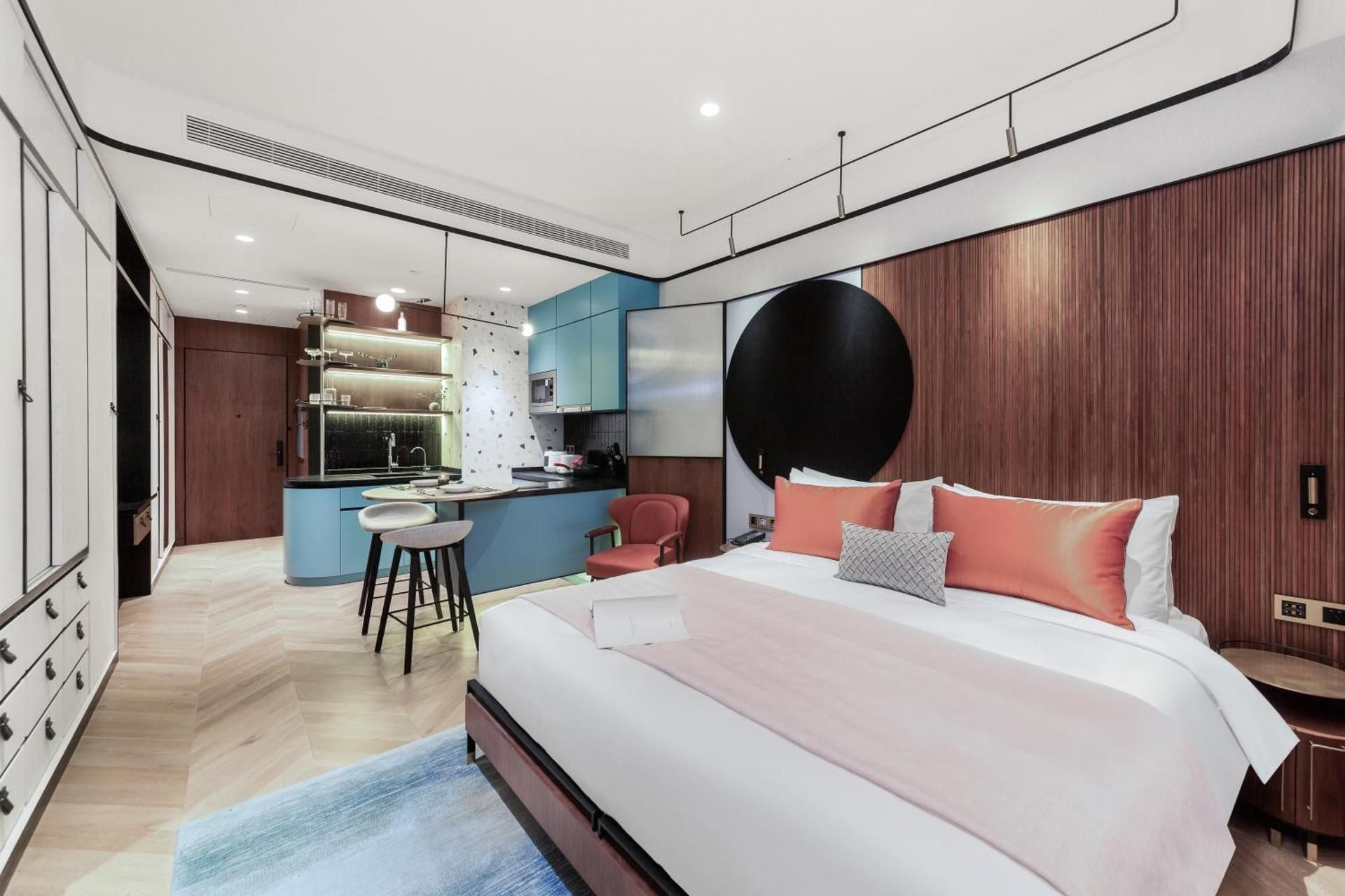 1-Bedroom Deluxe Apartment