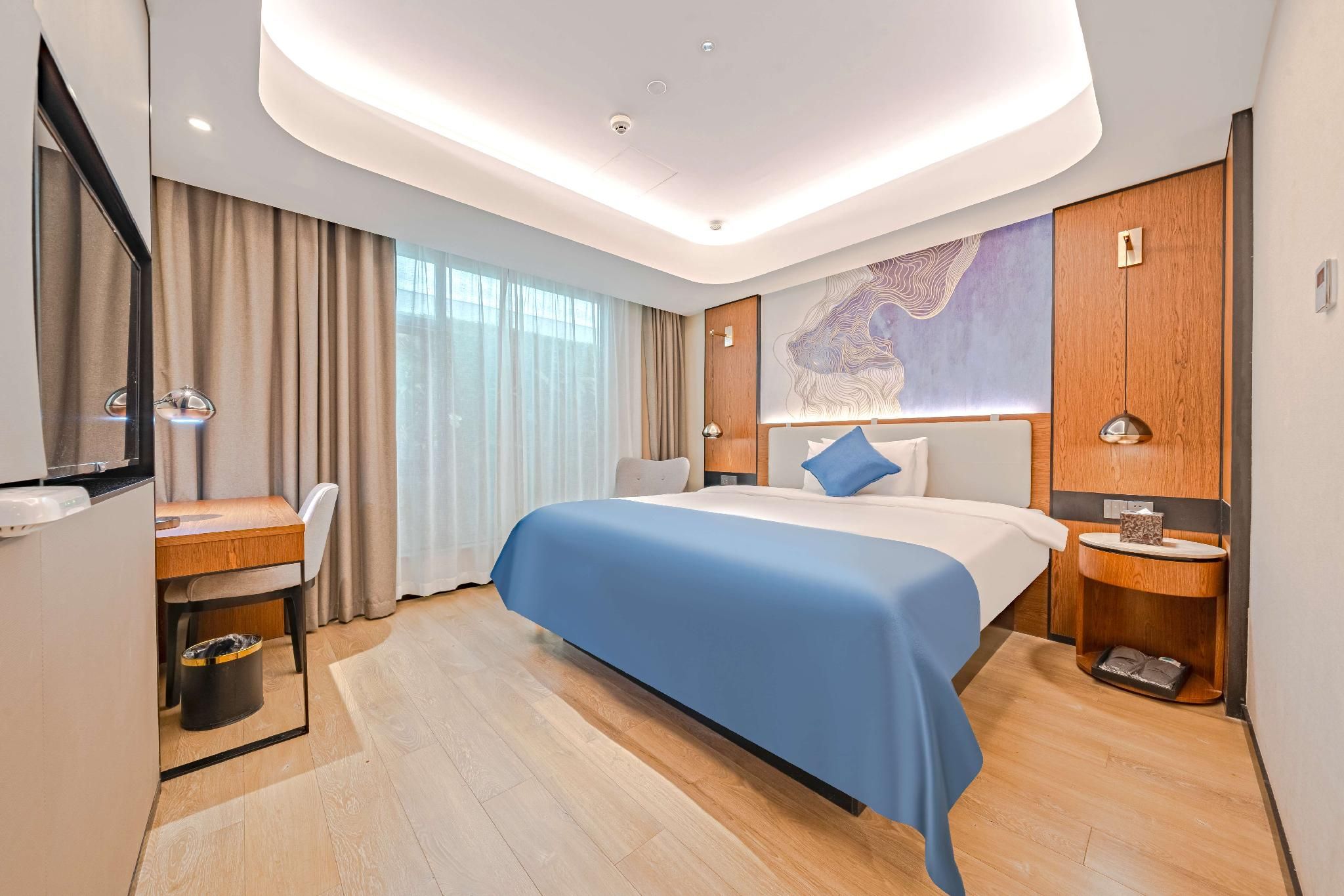 Luxury - King Bed