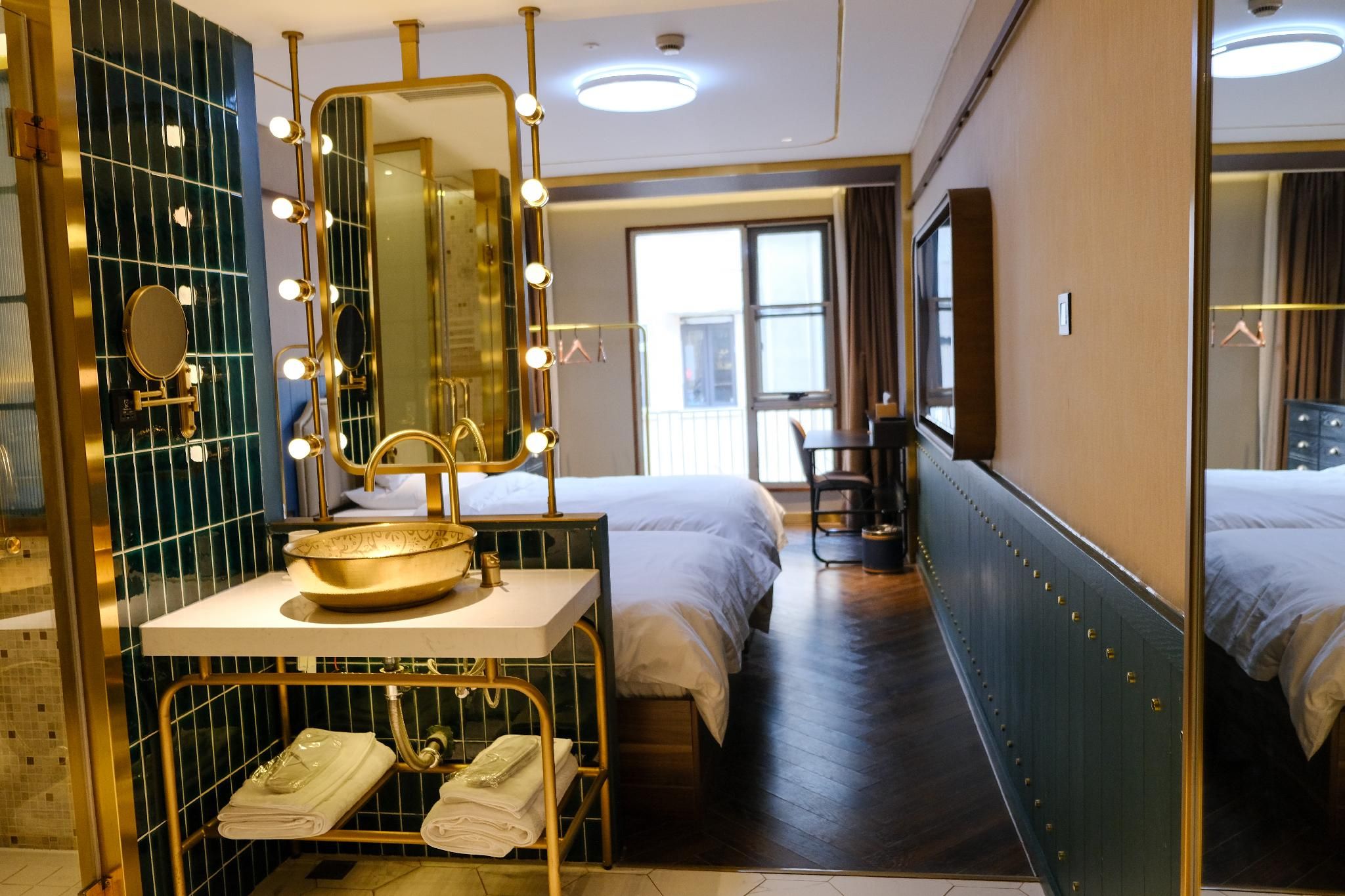 2 Bed Twin Superior Room