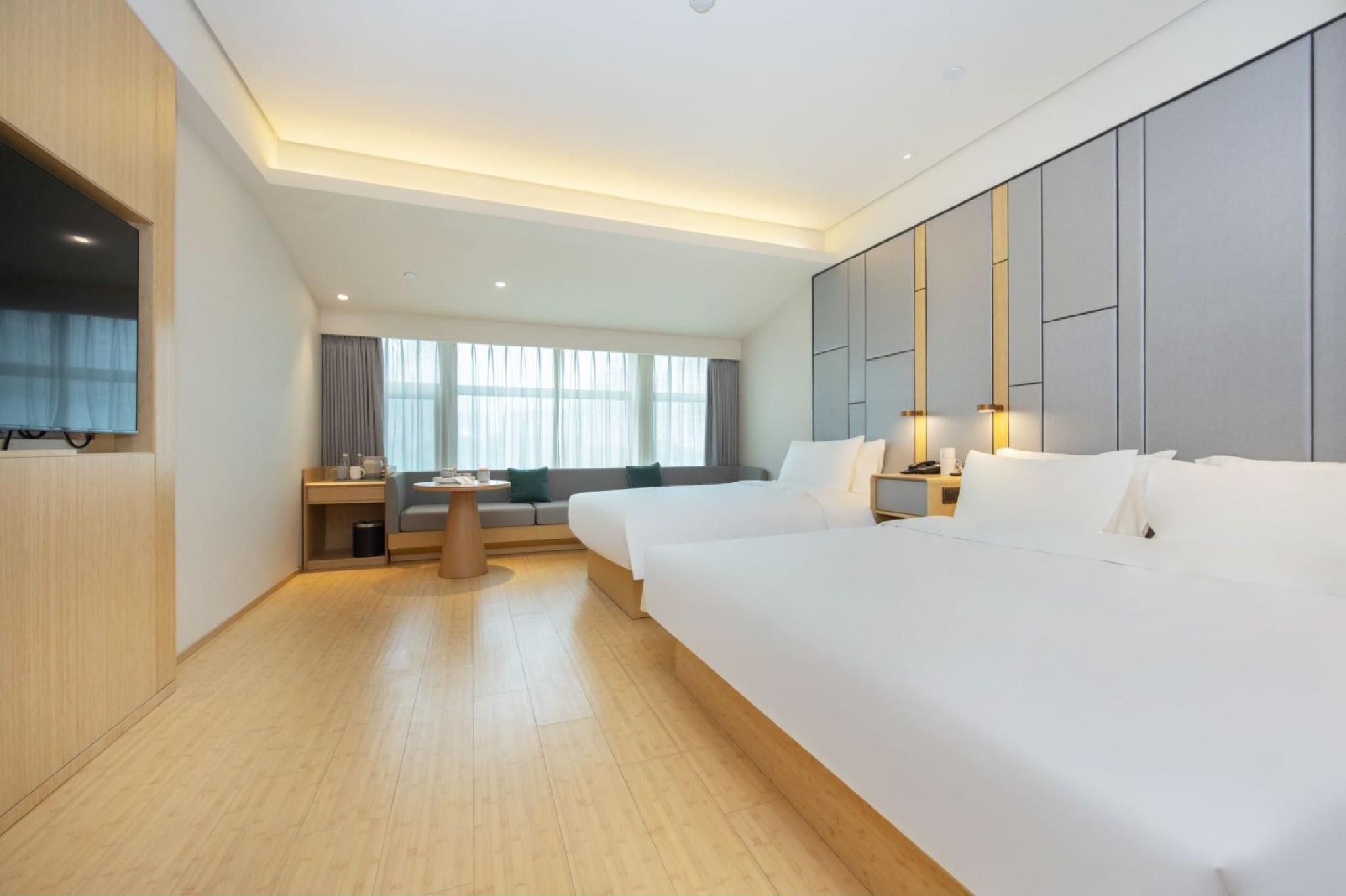 Huazhu - Family Room