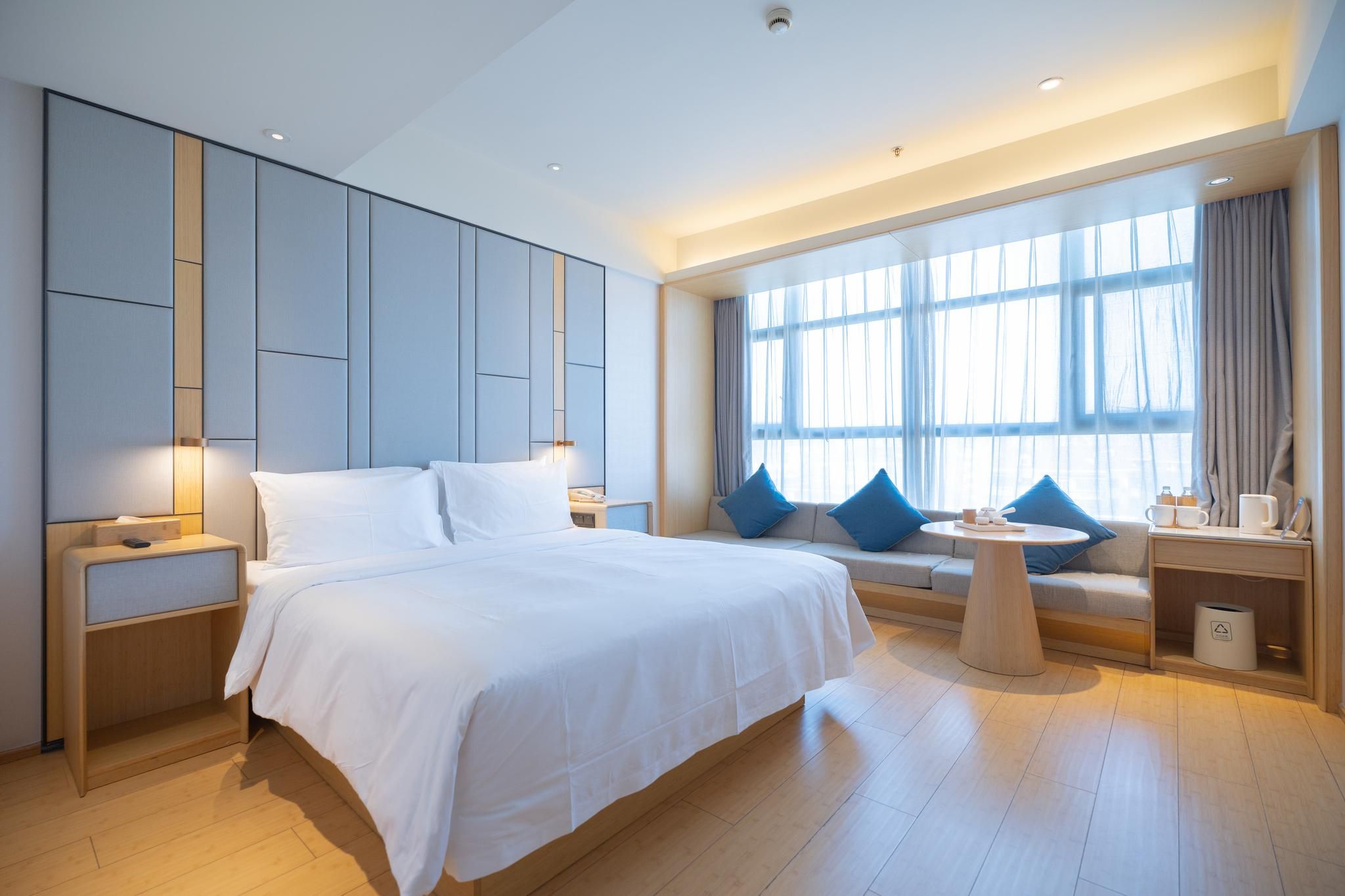 Huazhu - Superior 1 Bed Room