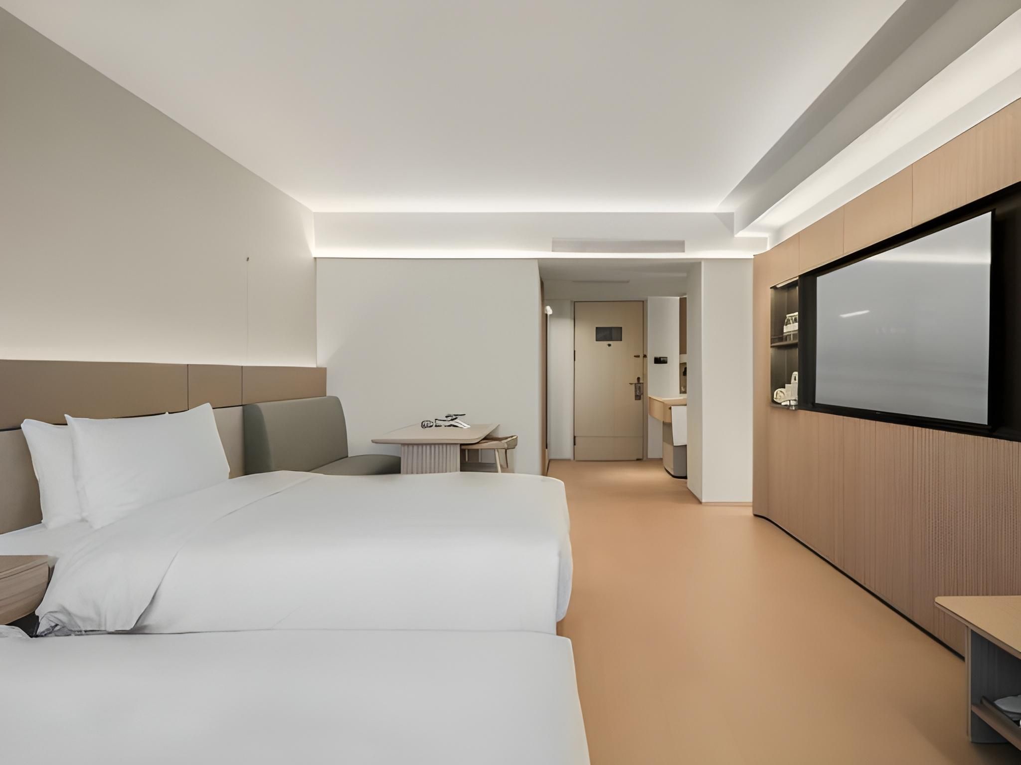2 Bed Twin Superior Room