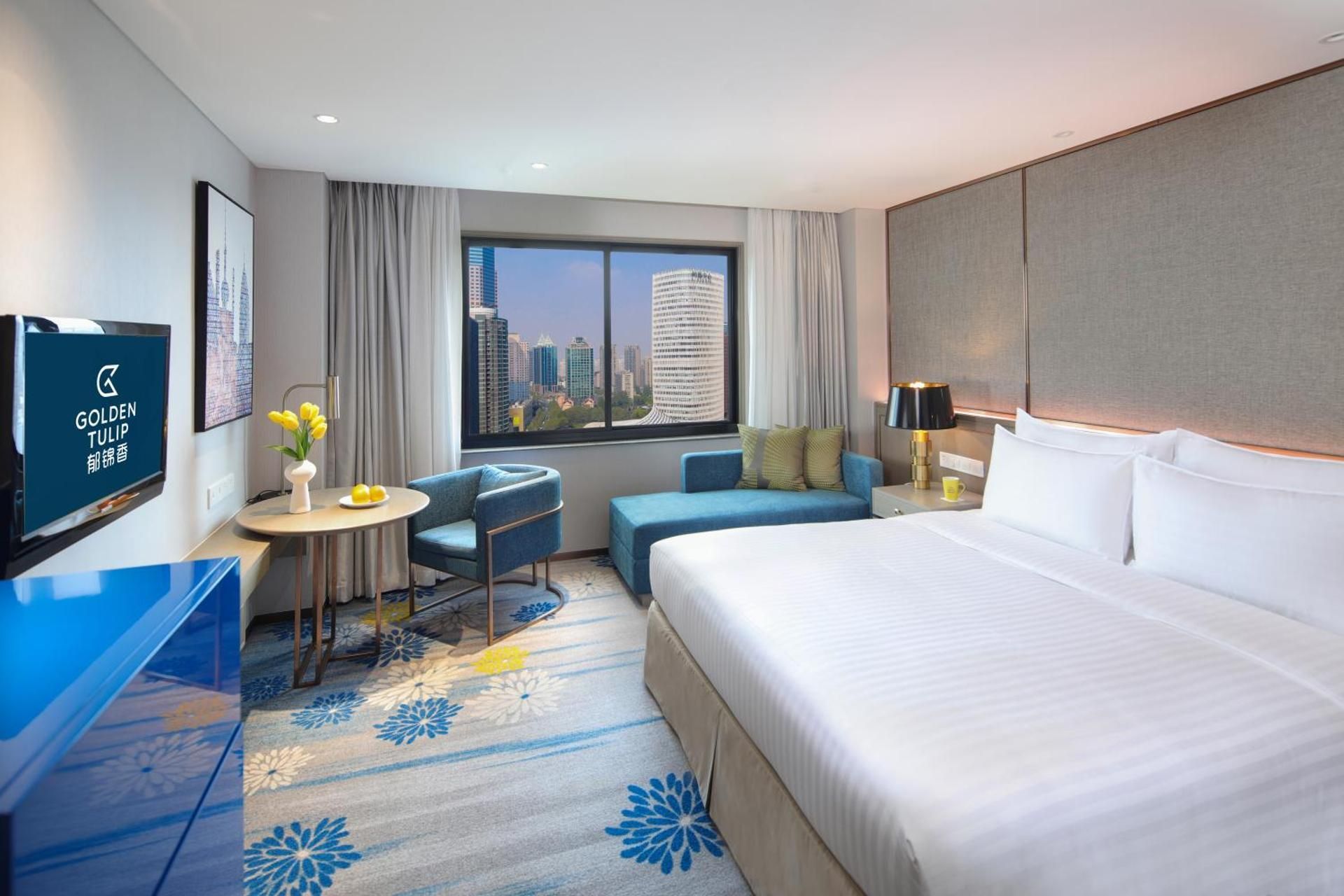 Grand Deluxe Room with King Bed