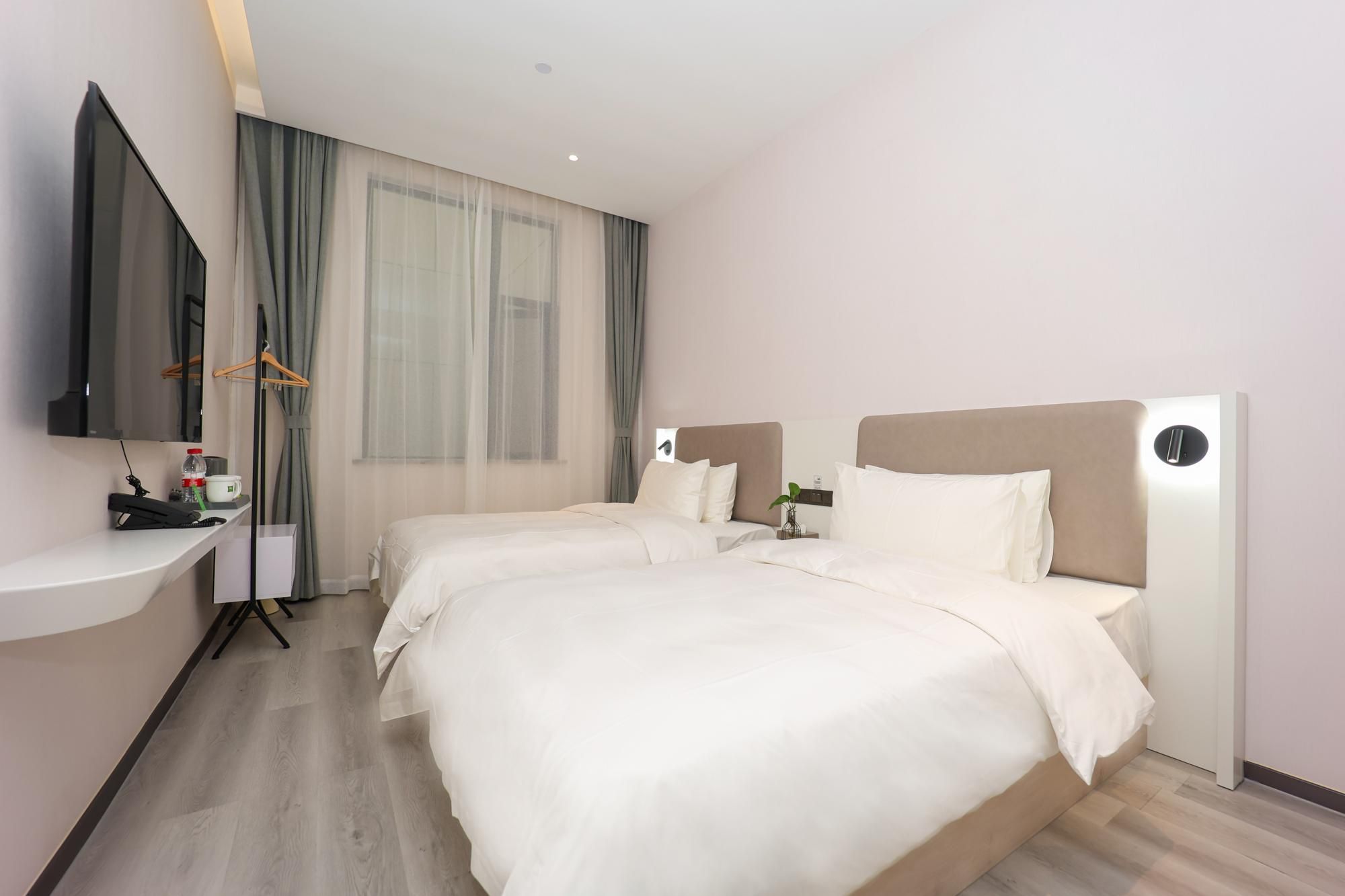 Huazhu - Twin Room